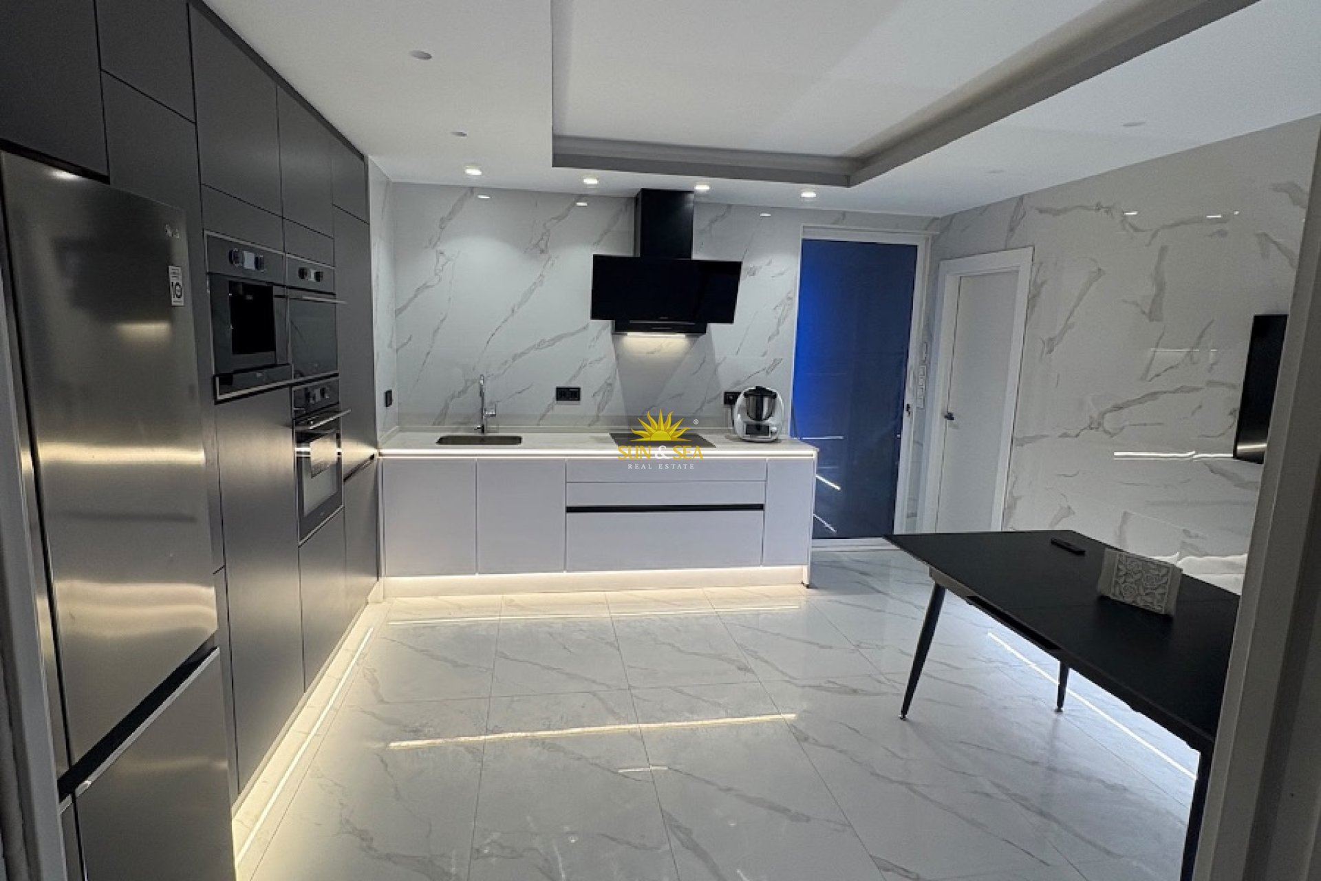 Long Term Rental - Apartment - Torrevieja - Centro