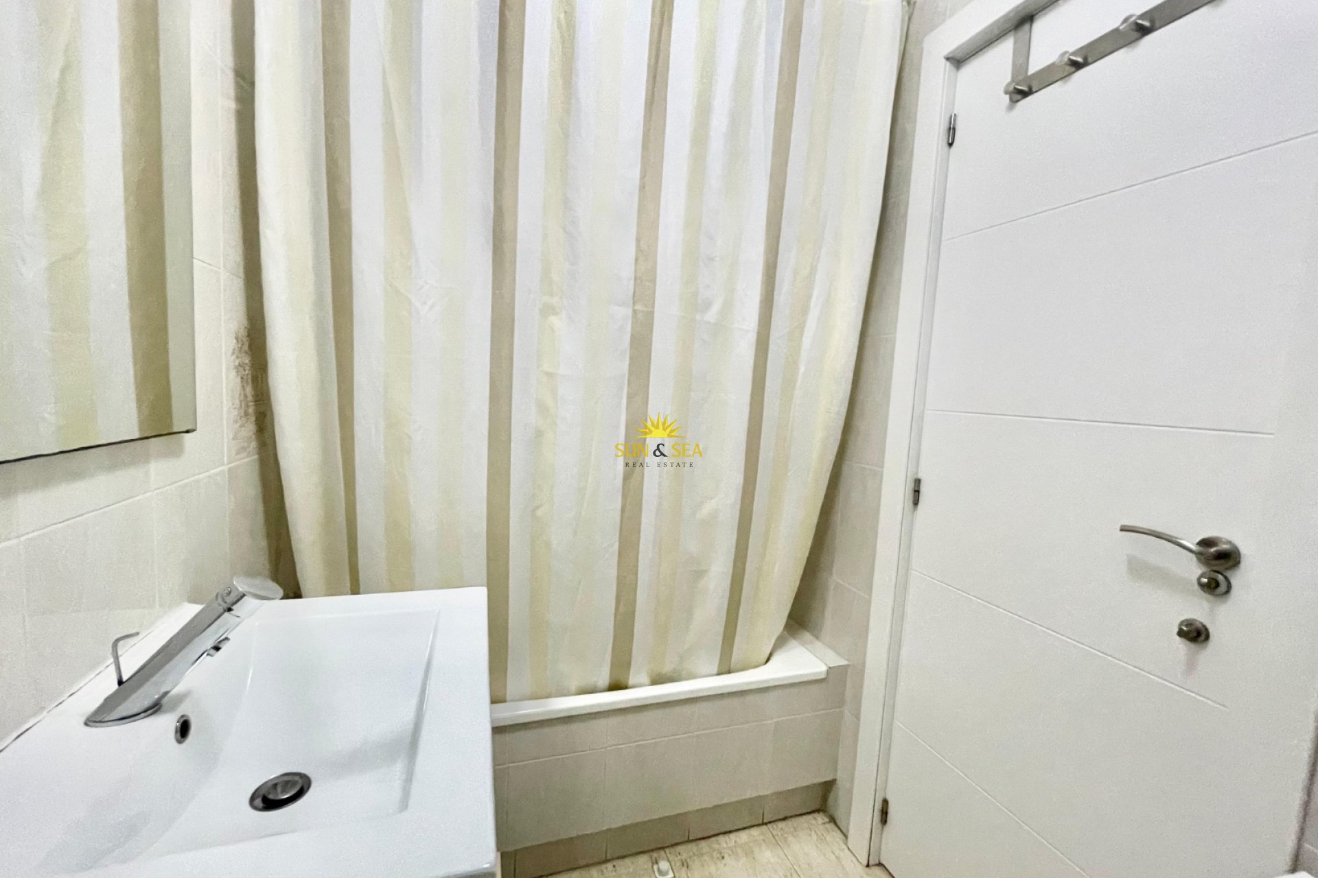 Long Term Rental - Apartment - Torrevieja - El acequión