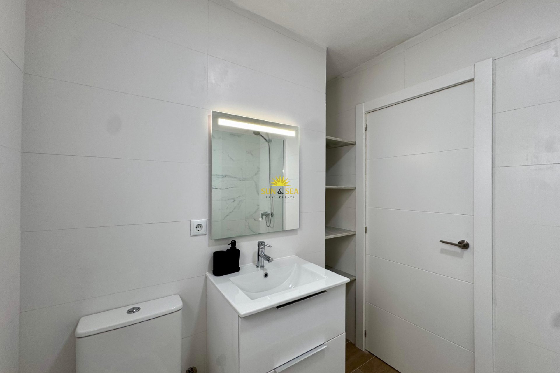 Long Term Rental - Apartment - Torrevieja - Playa de los Locos