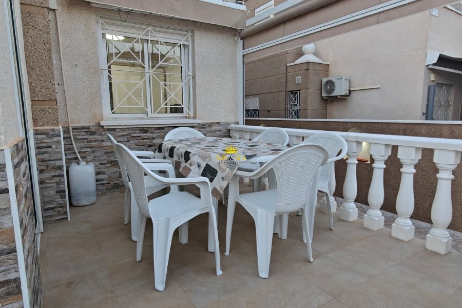 Long Term Rental - Apartment - Torrevieja - torrevieja