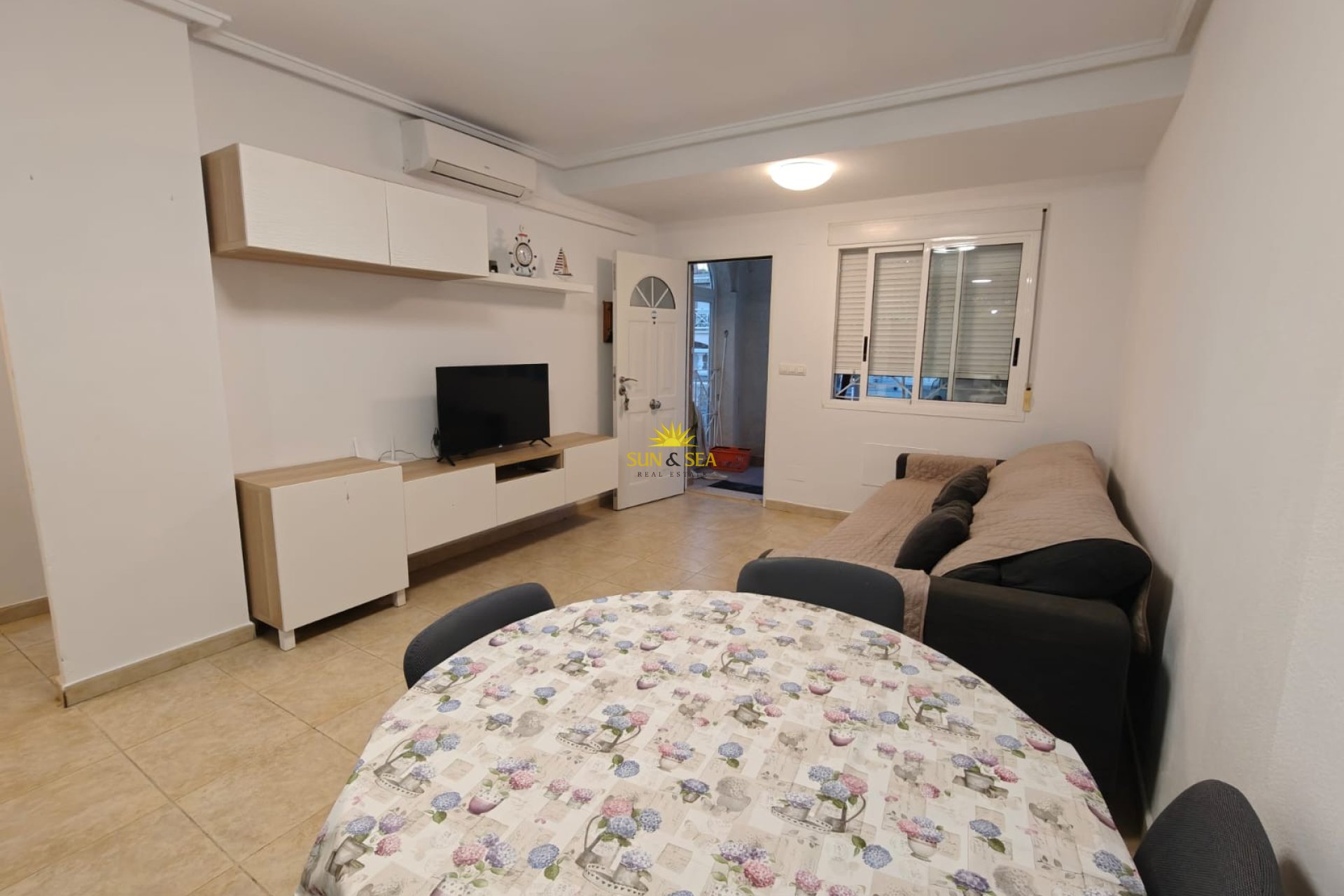 Long Term Rental - Apartment - Torrevieja - torrevieja