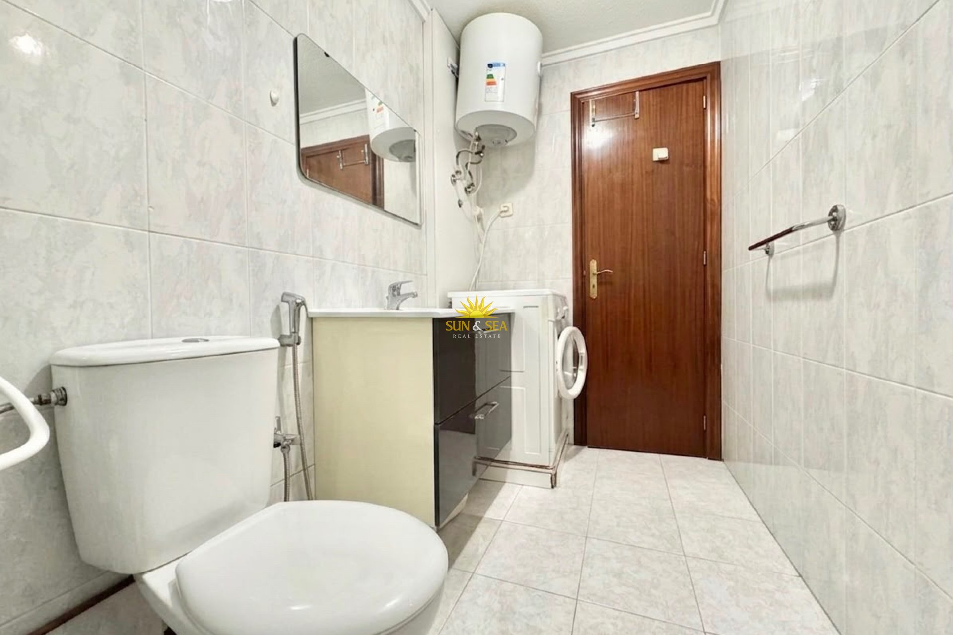 Long Term Rental - Apartment - Torrevieja - torrevieja