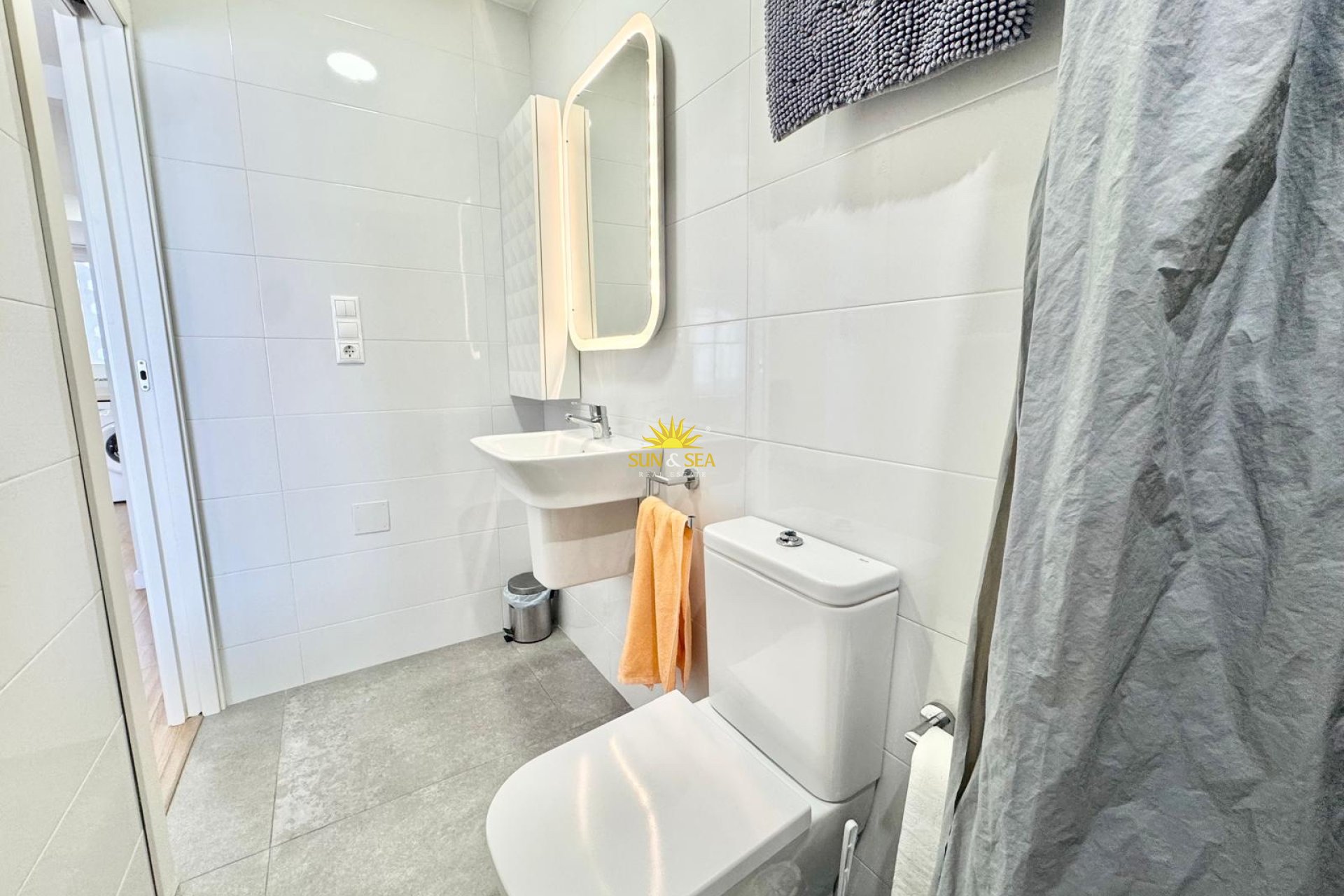 Long Term Rental - Apartment - Torrevieja - torrevieja