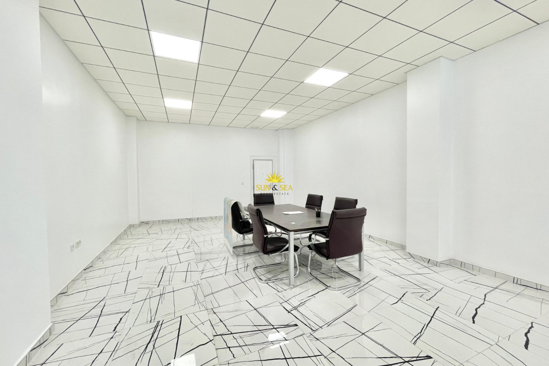 Long Term Rental - Commercial - Torrevieja - Curva del Palangre