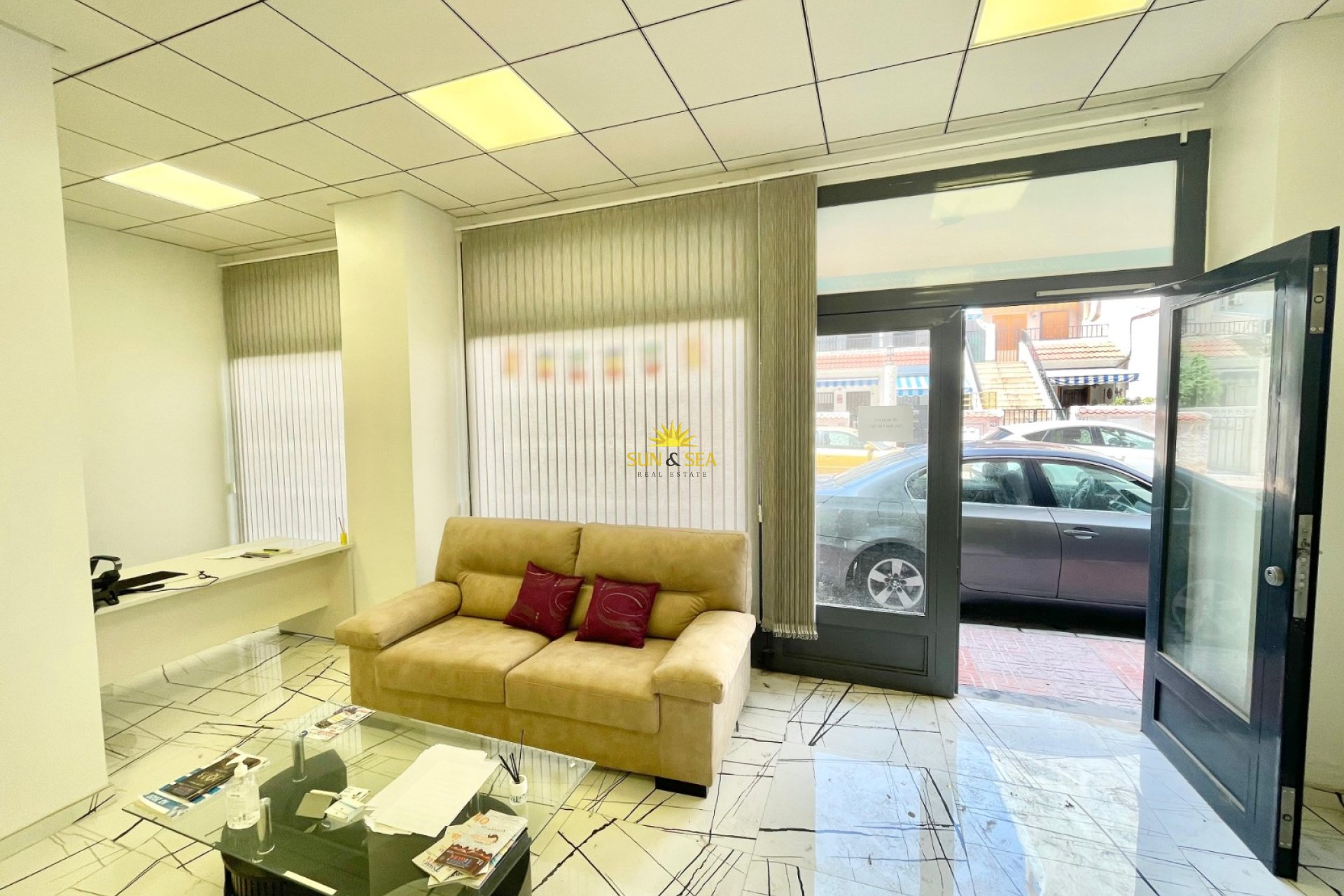 Long Term Rental - Commercial - Torrevieja - Curva del Palangre