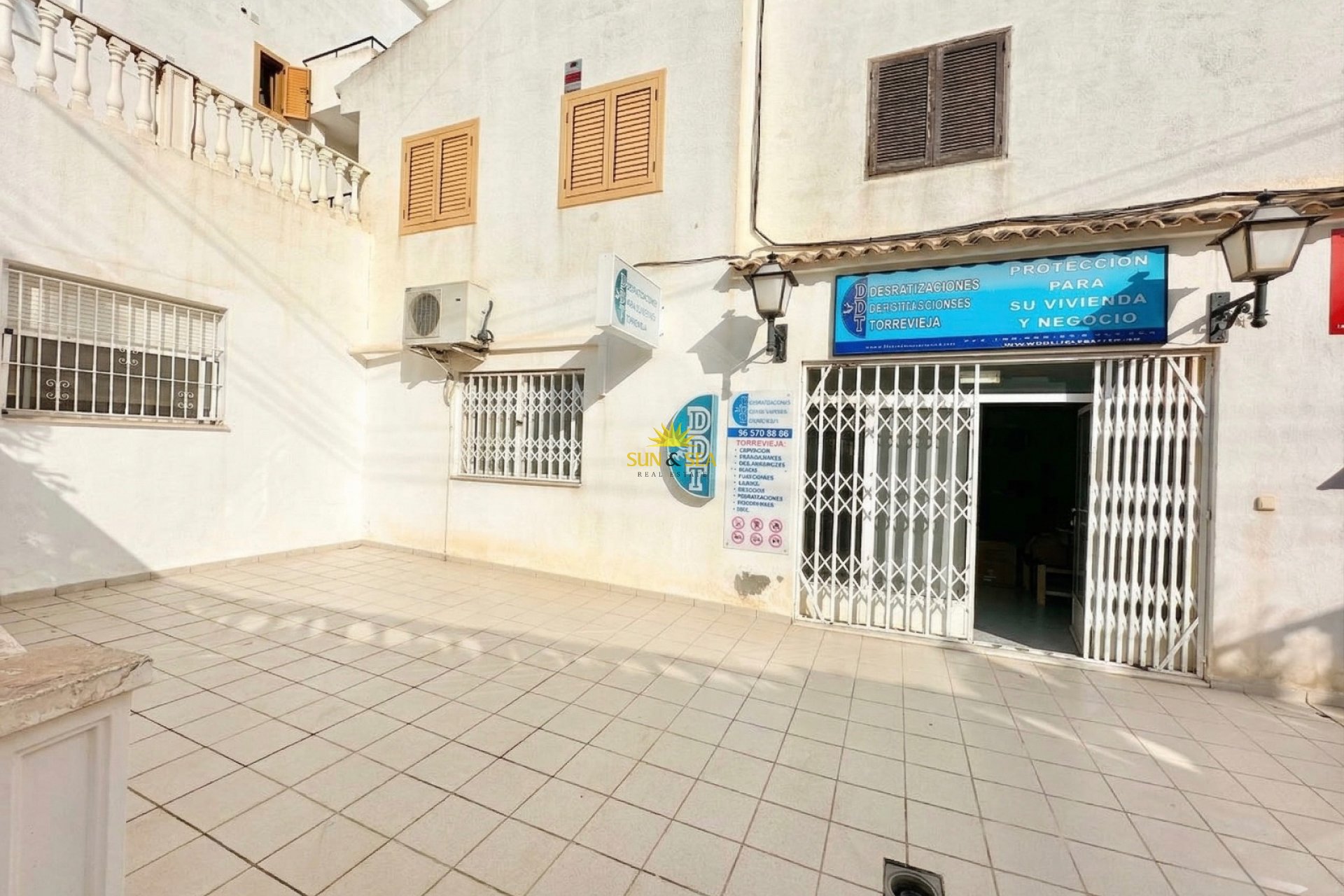 Long Term Rental - Commercial - Torrevieja - Los Frutales