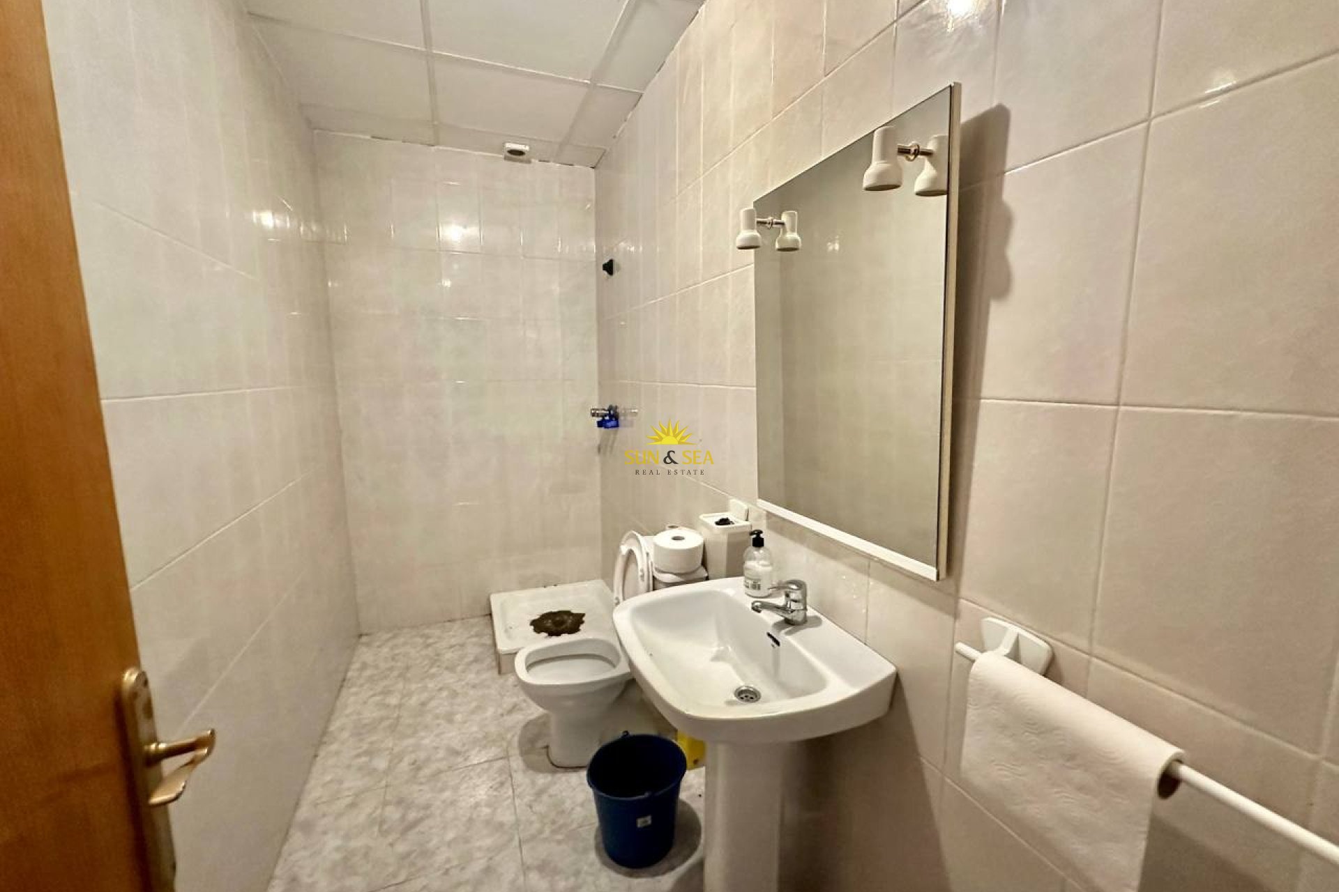 Long Term Rental - Commercial - Torrevieja - Los Frutales