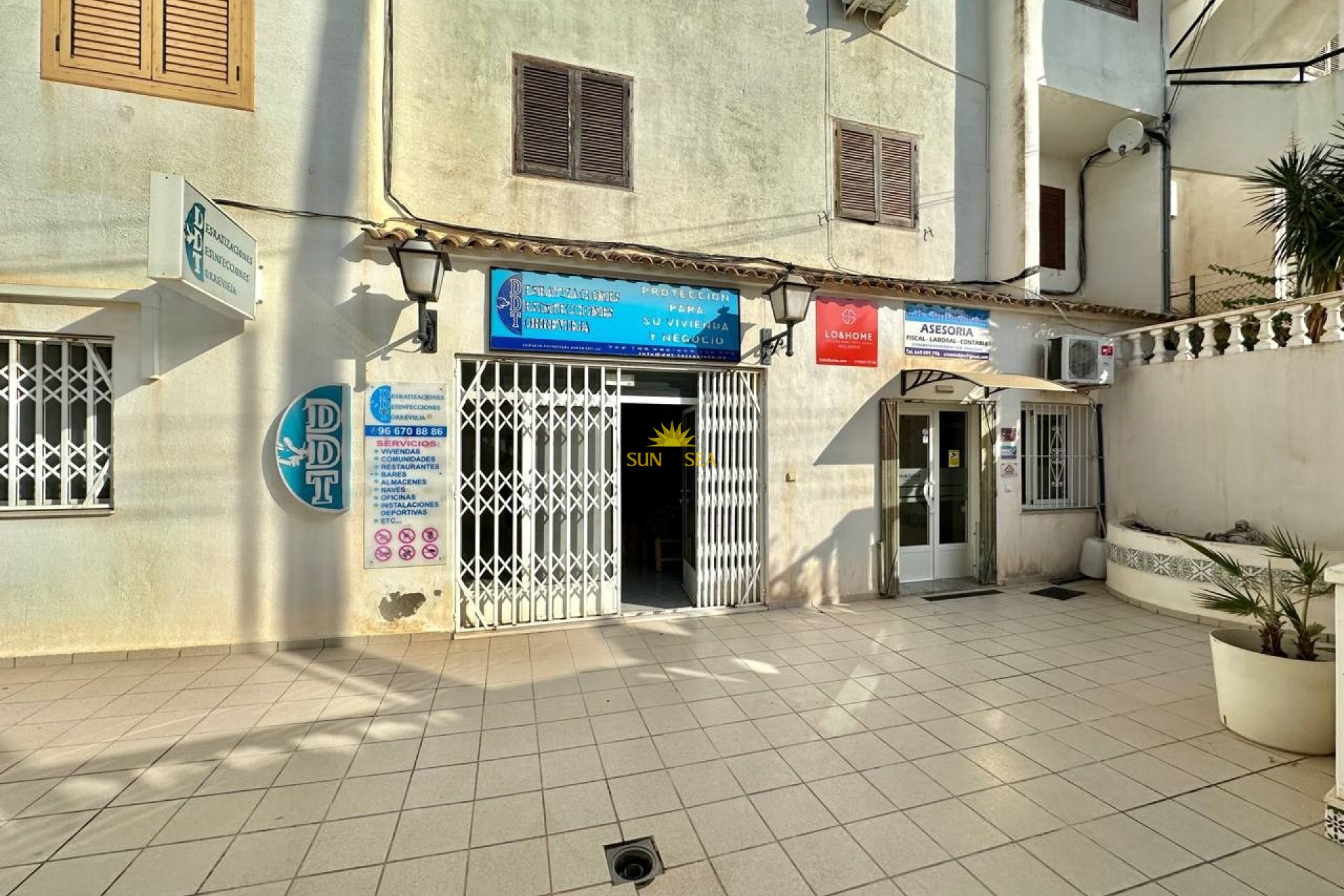 Long Term Rental - Commercial - Torrevieja - Los Frutales