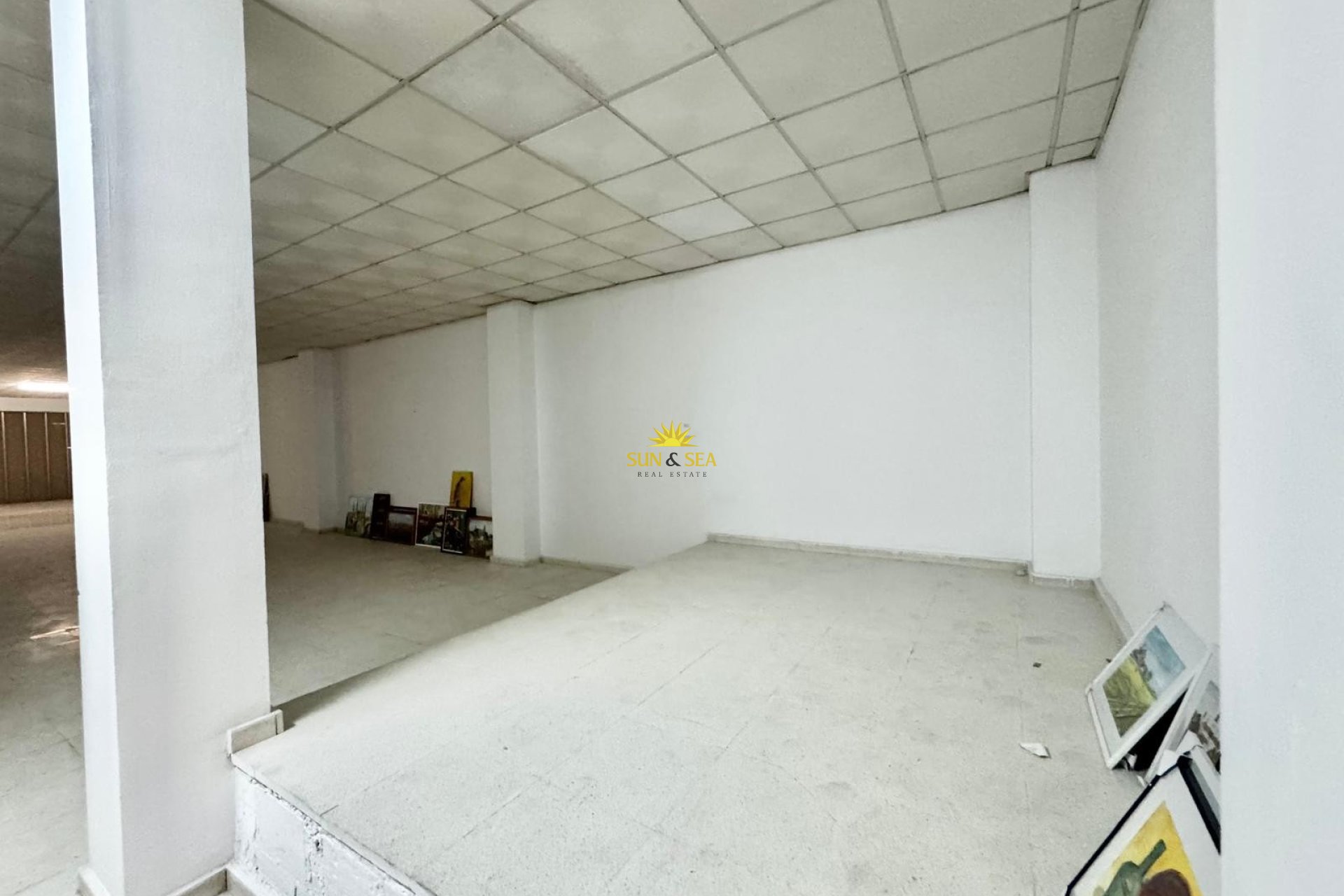 Long Term Rental - Commercial - Torrevieja - Playa del Cura