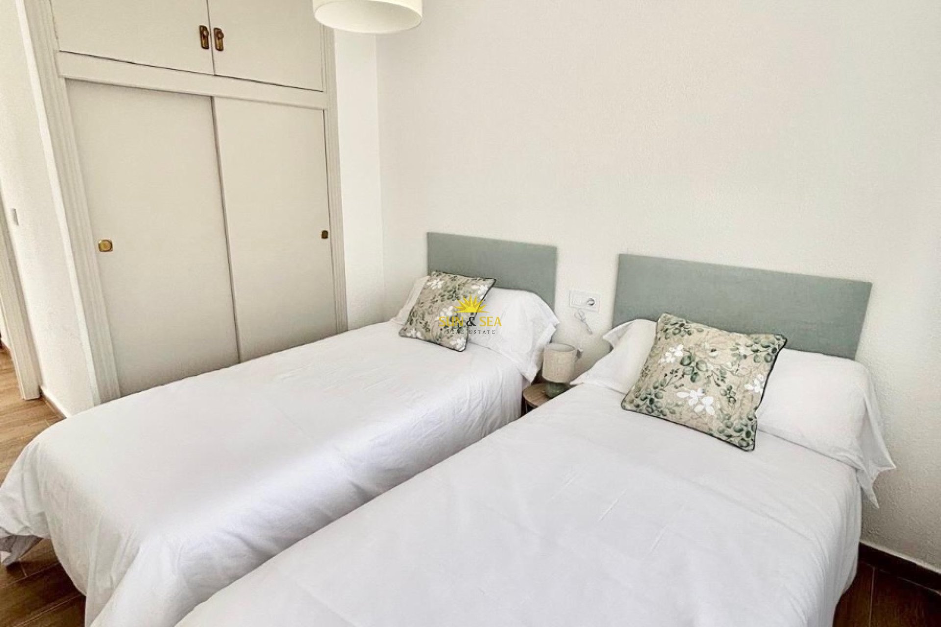 Long Term Rental - Duplex - Torrevieja - Playa Los Naufragos