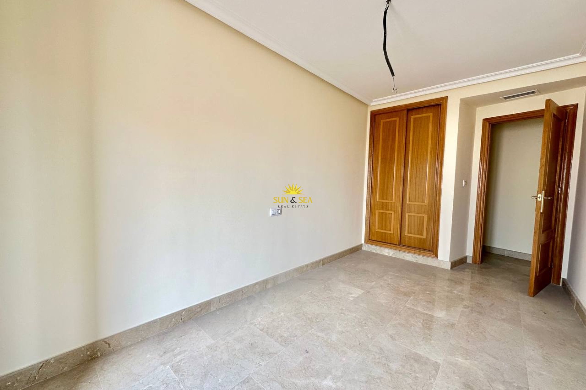 Long Term Rental - Penthouse - Torrevieja - Centro