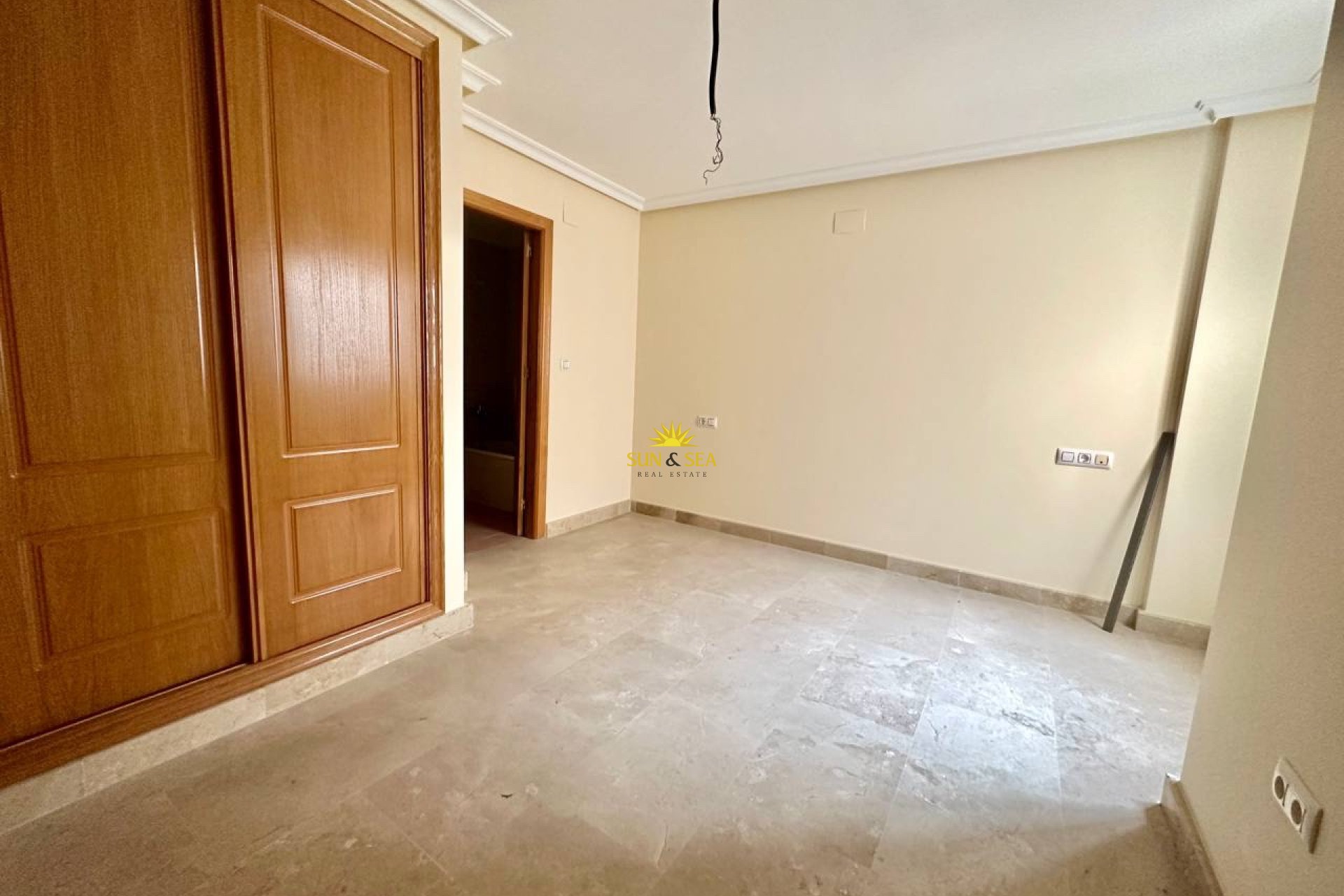 Long Term Rental - Penthouse - Torrevieja - Centro