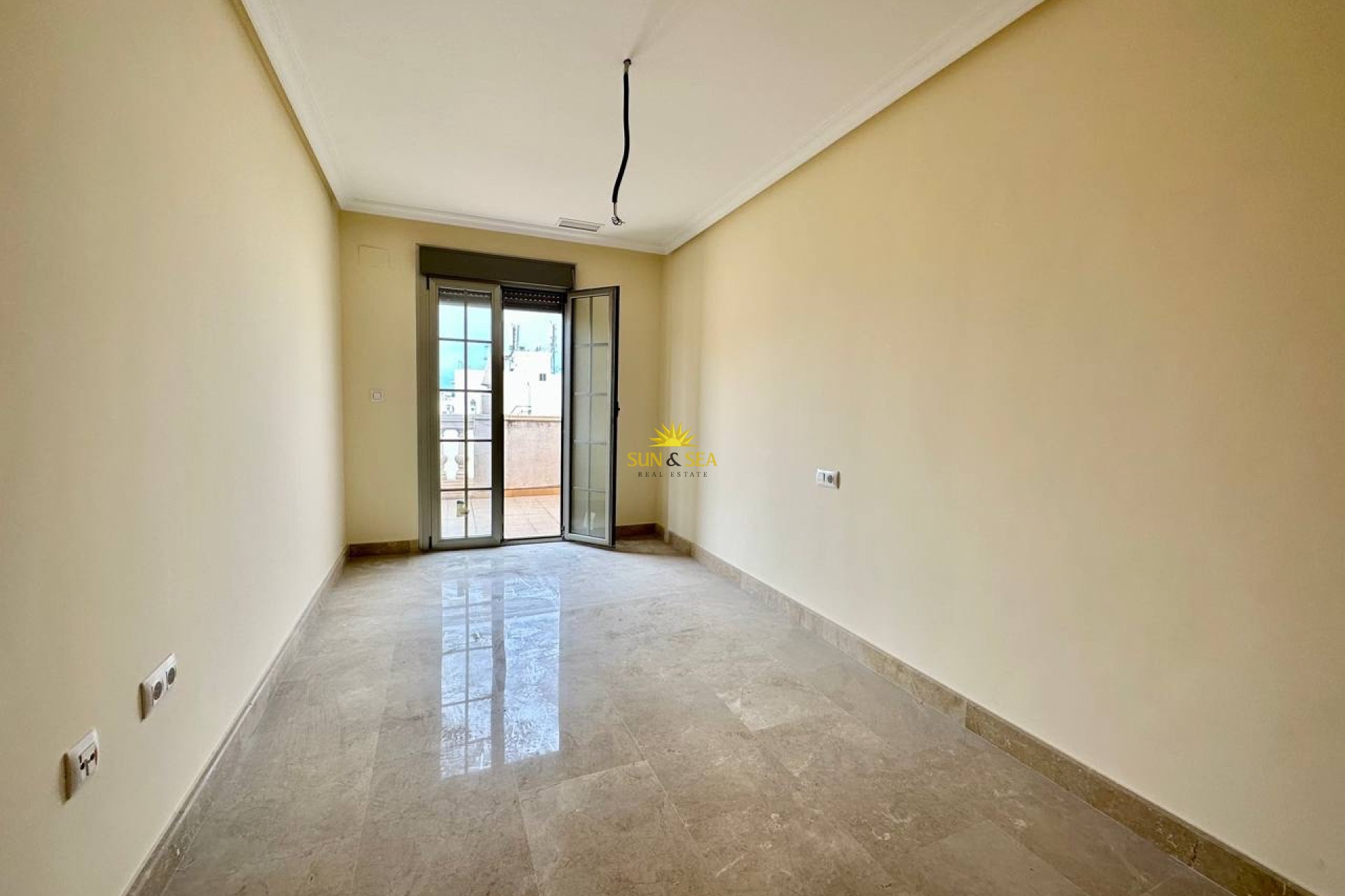 Long Term Rental - Penthouse - Torrevieja - Centro