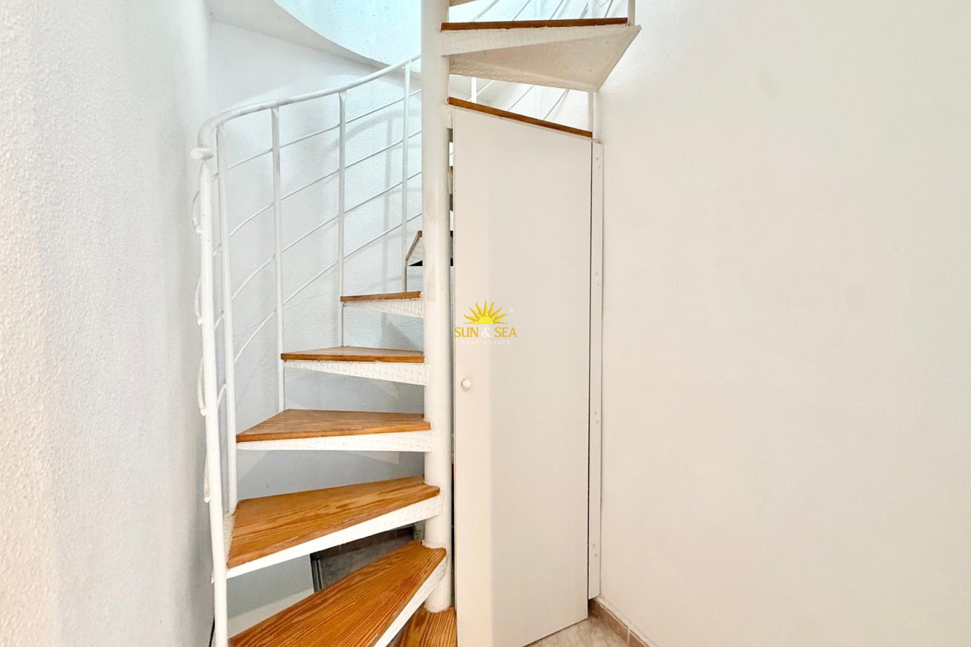 Long Term Rental - Penthouse - Torrevieja - Playa de El Cura