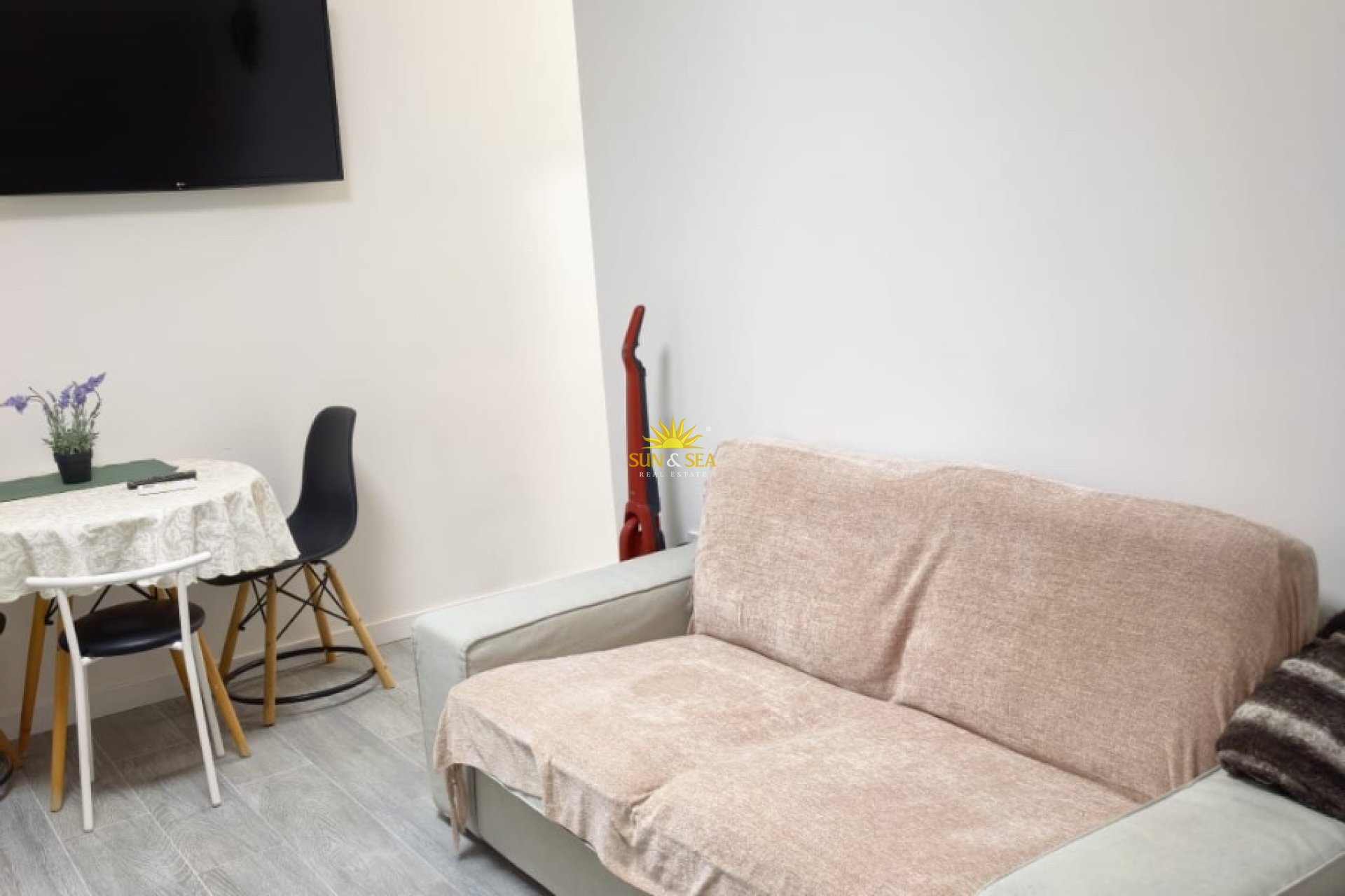 Long Term Rental - Studio apartment - Alicante (Alacant)