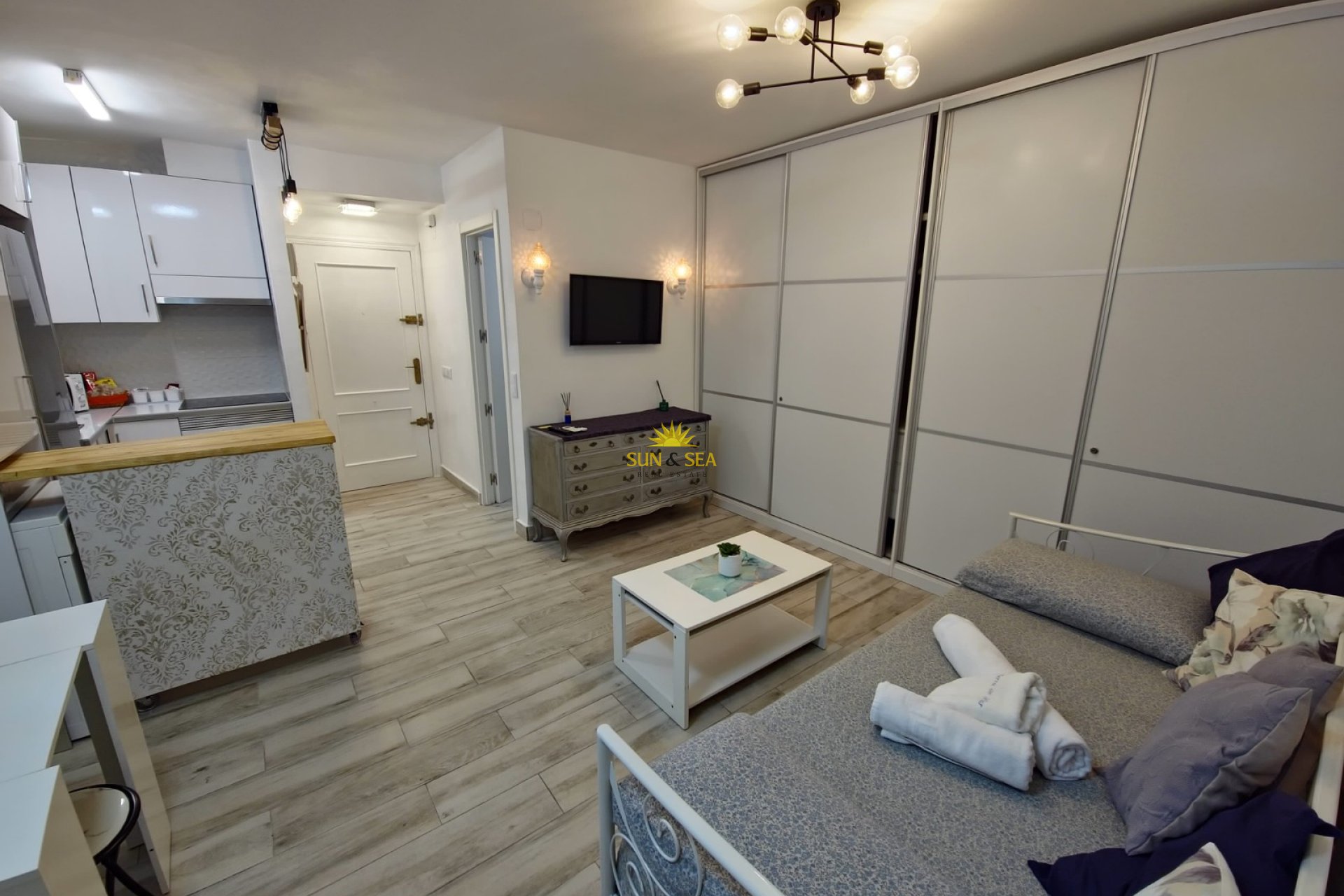 Long Term Rental - Studio apartment - Torrevieja - Acequion