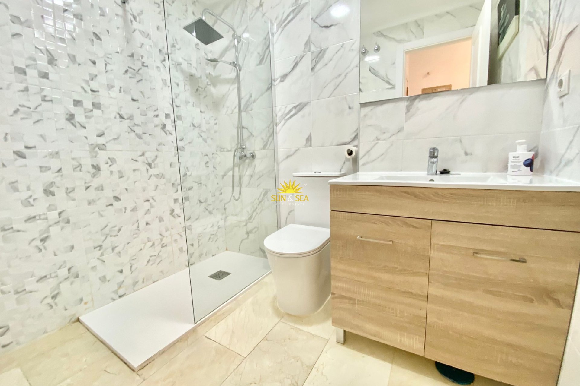 Long Term Rental - Studio apartment - Torrevieja - Playa de los Locos