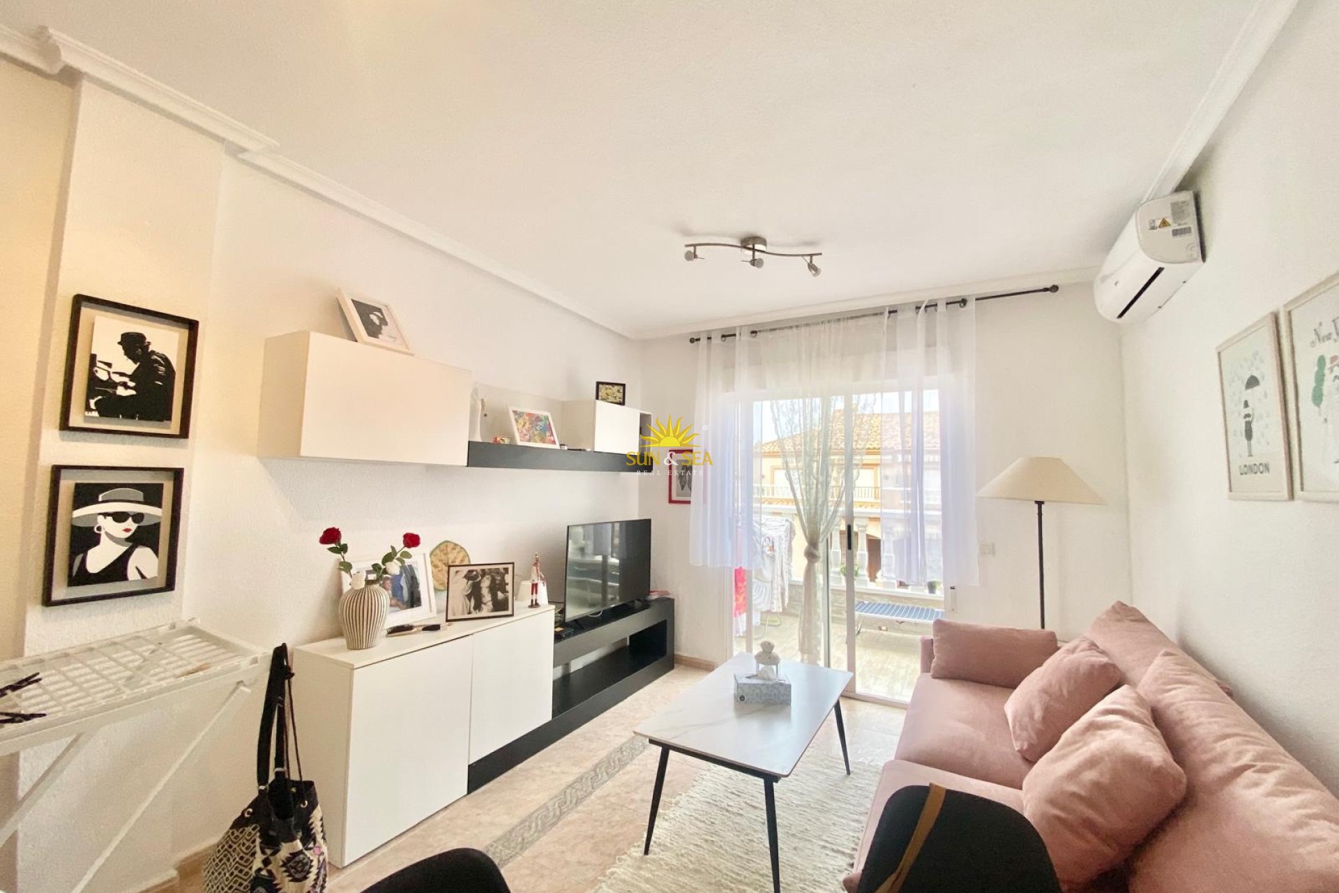 Long Term Rental - Townhouse - Torrevieja - Aguas Nuevas