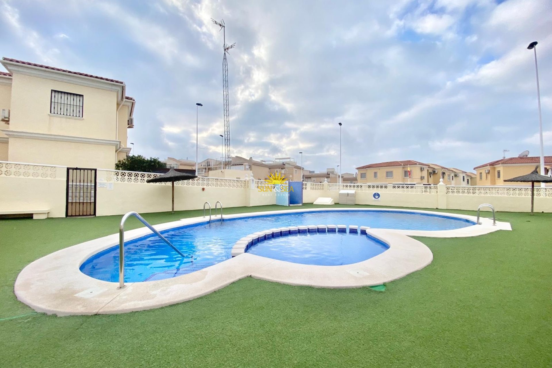 Long Term Rental - Townhouse - Torrevieja - Aguas Nuevas