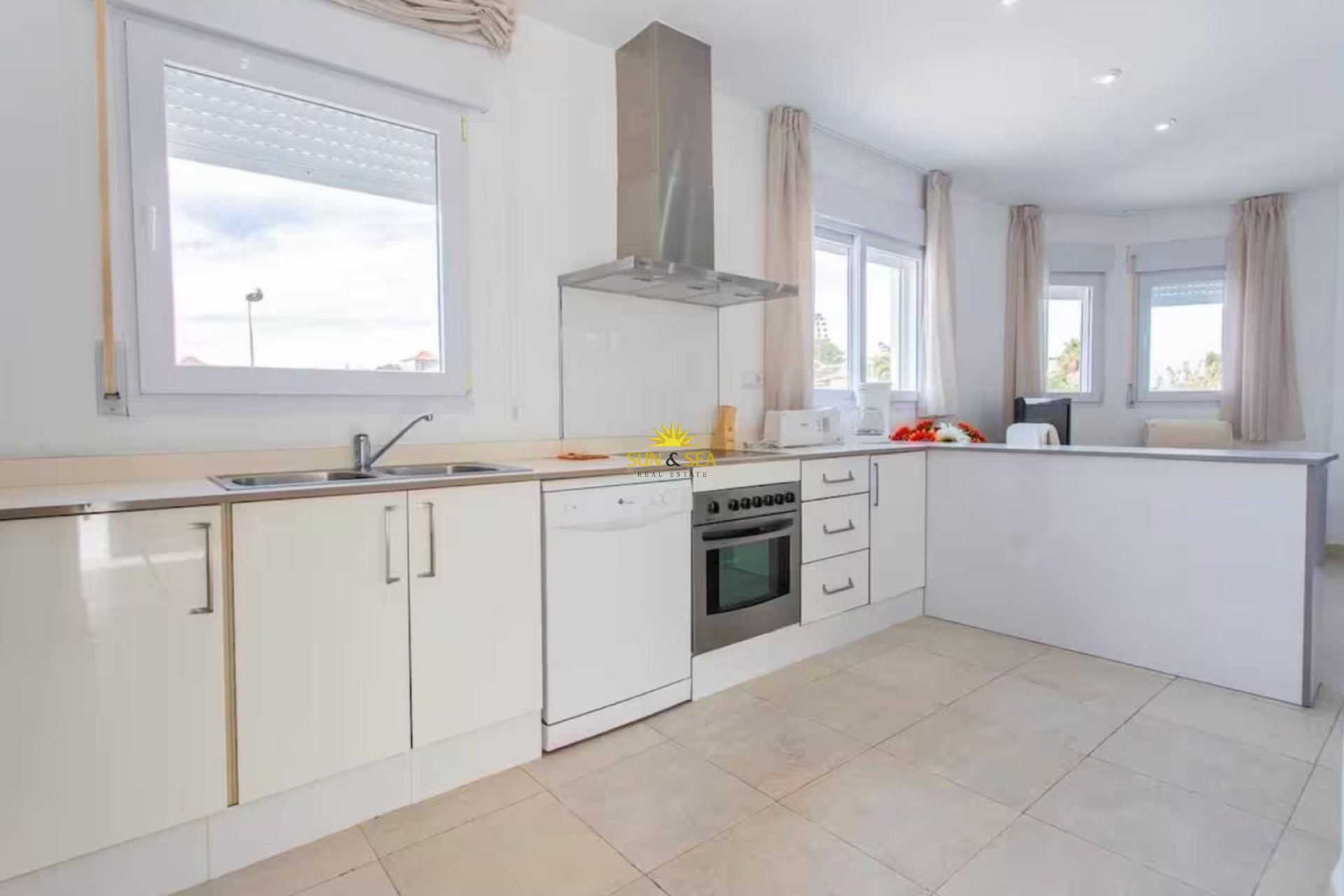 Long Term Rental - Villa - La Manga del Mar Menor - Zona Urbanización Veneziola Golf