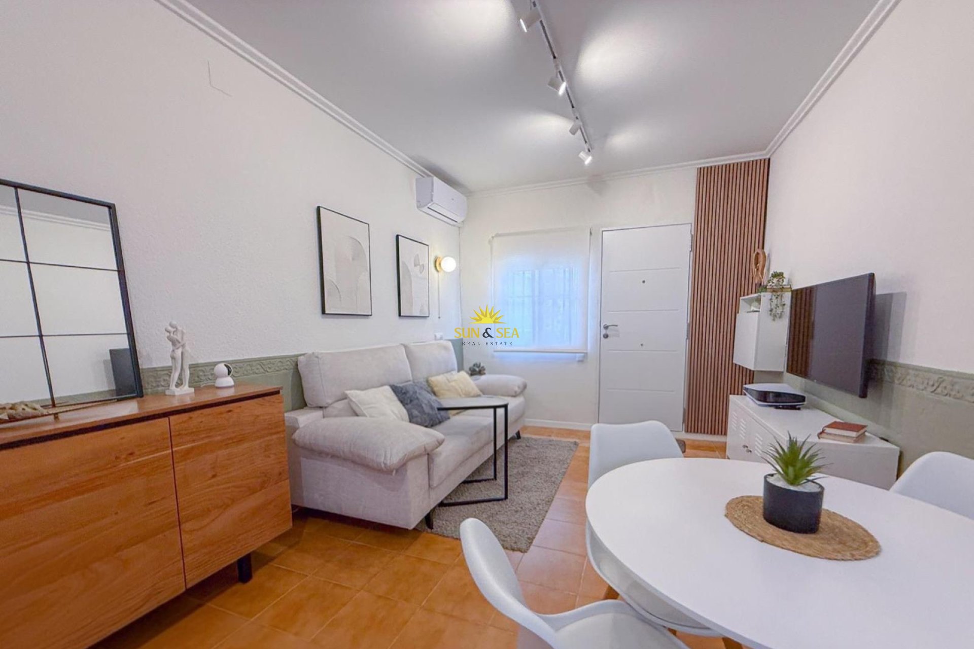 Long Term Rental - Villa - Torrevieja - Nueva Torrevieja