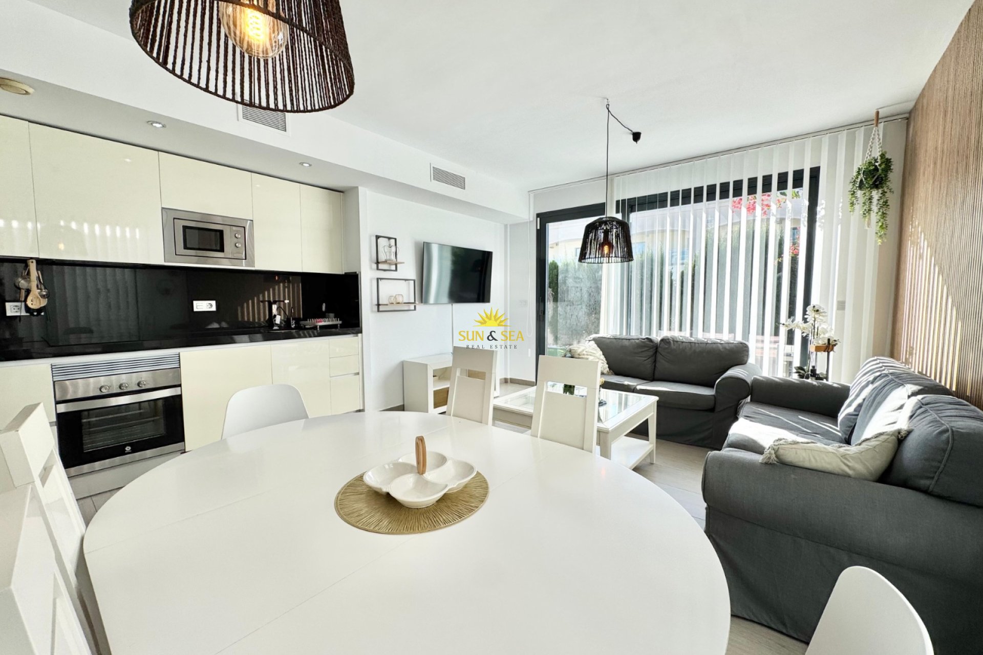 Long Term Rental - Villa - Torrevieja - Punta prima