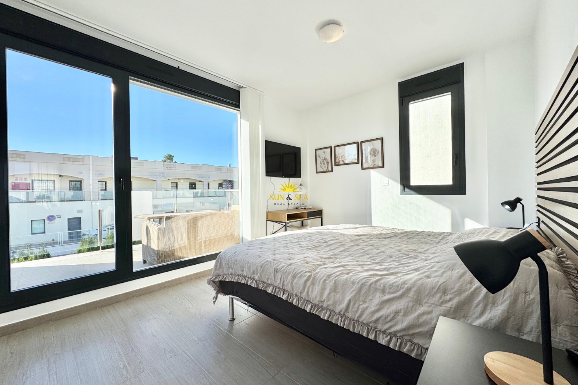 Long Term Rental - Villa - Torrevieja - Punta prima