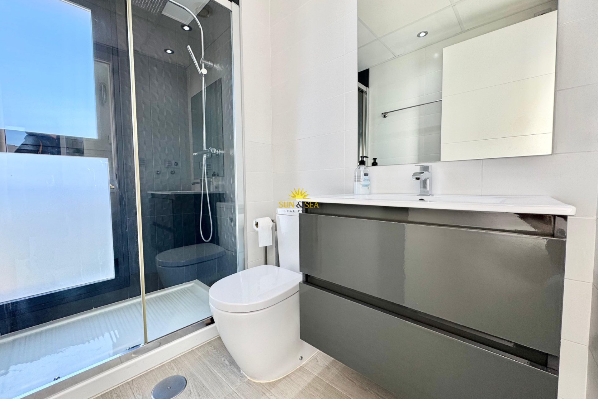 Long Term Rental - Villa - Torrevieja - Punta prima