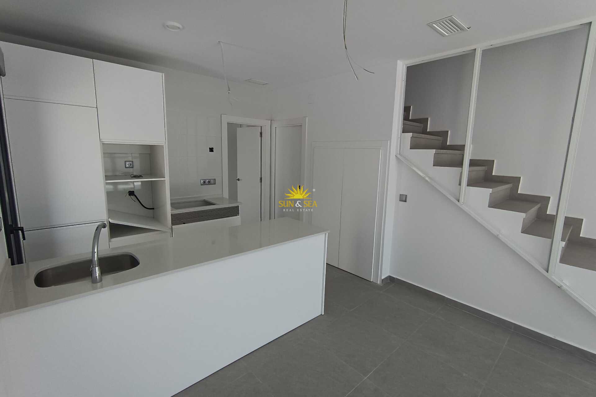Neue Gebäude - detached - Daya Nueva