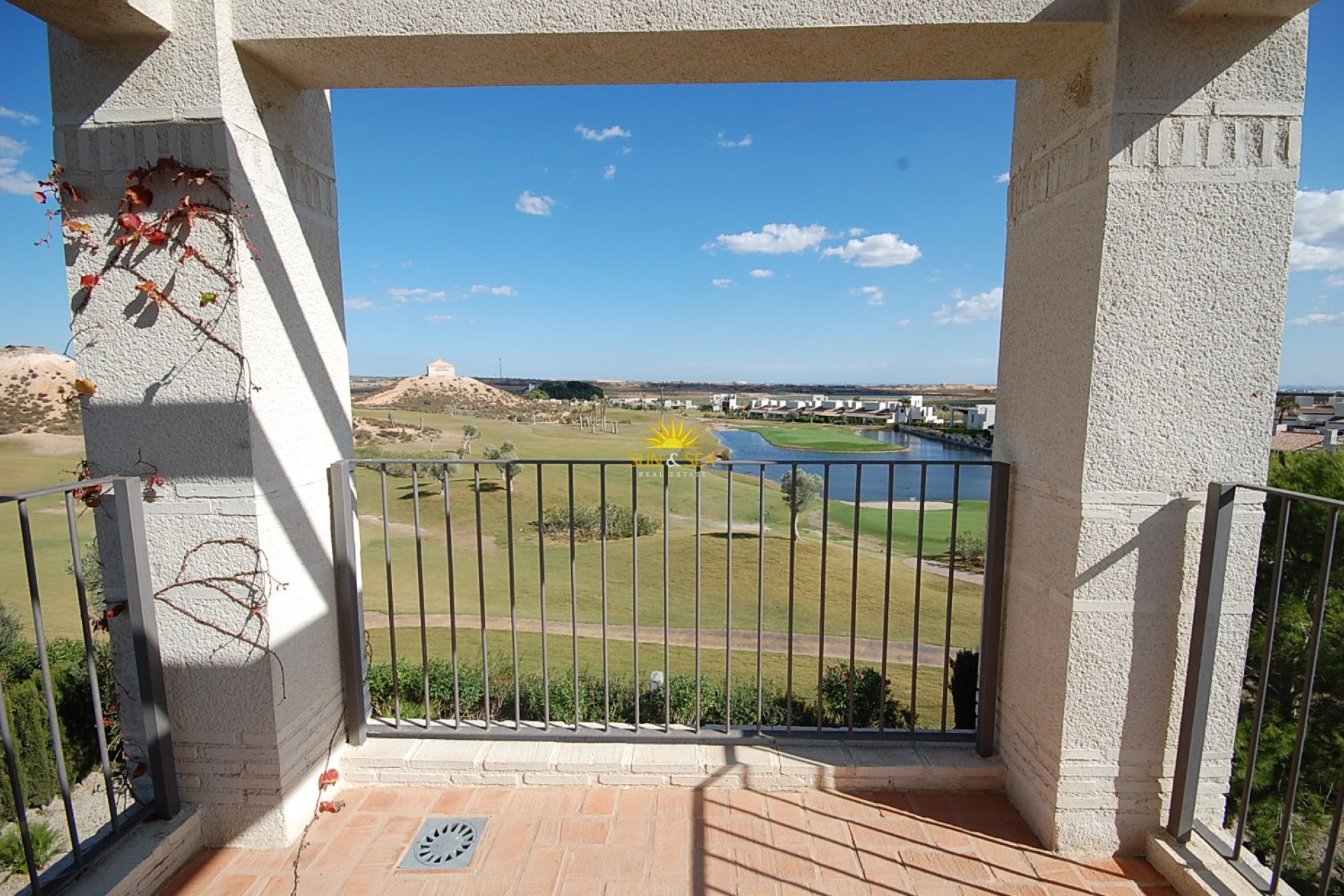 Neue Gebäude - detached - Peraleja Golf