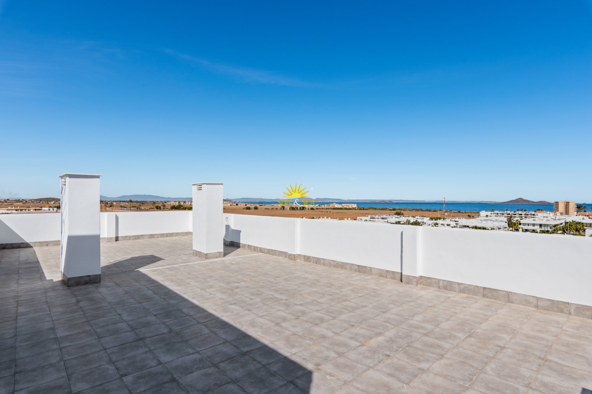 Neue Gebäude - Penthouse - Islas Menores