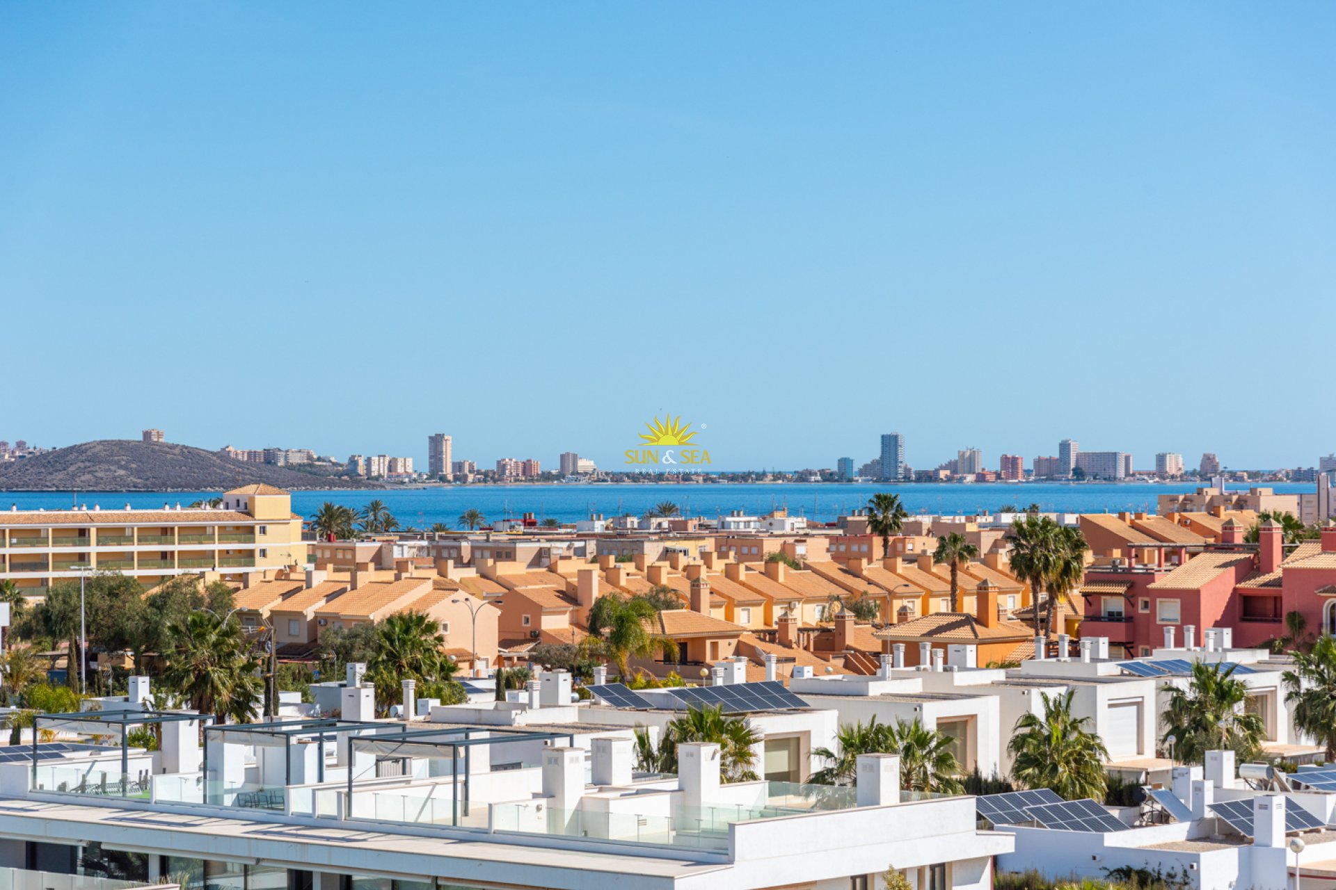 Neue Gebäude - Penthouse - Islas Menores