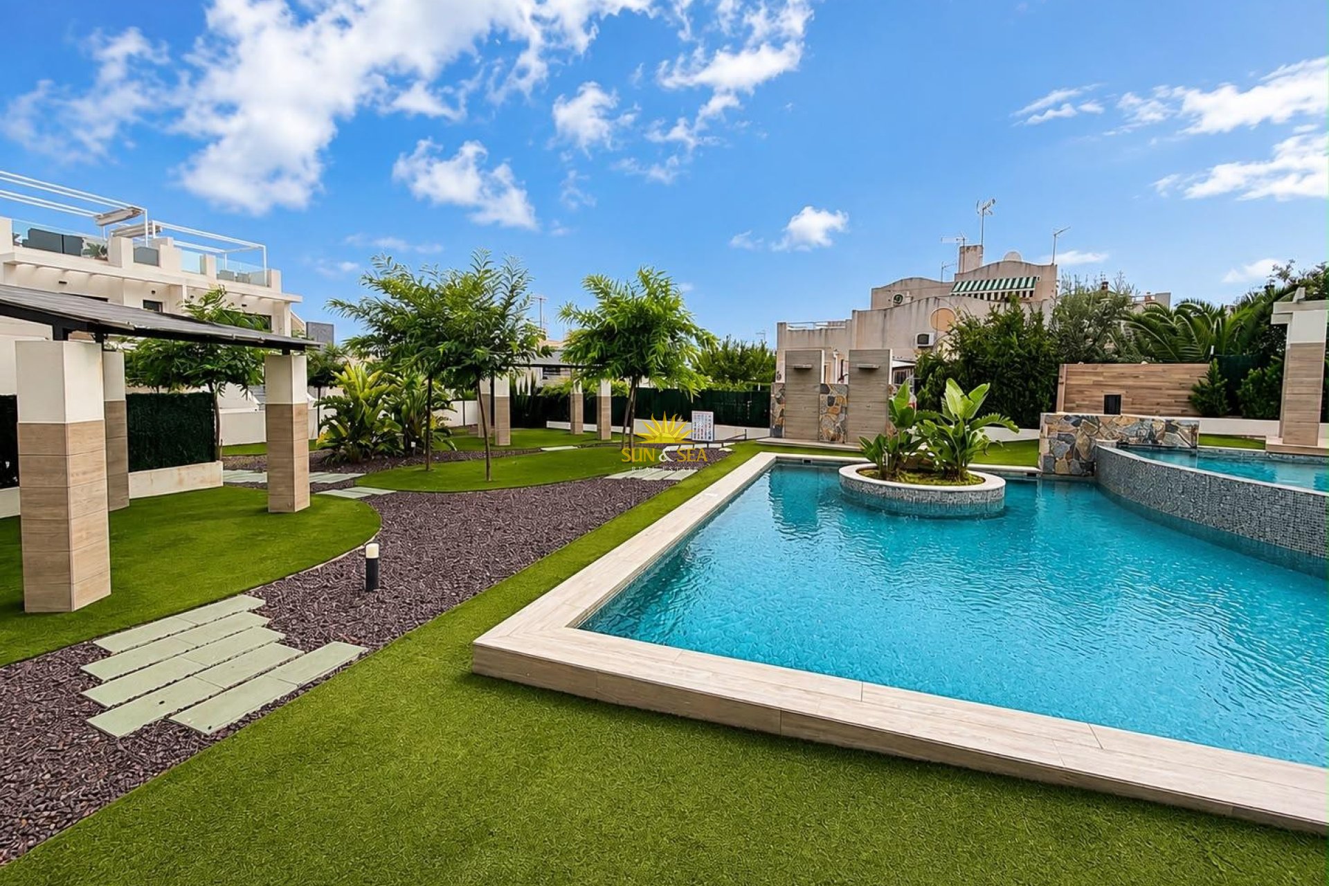 Neue Gebäude - Townhouse - Torrevieja - Los balcones
