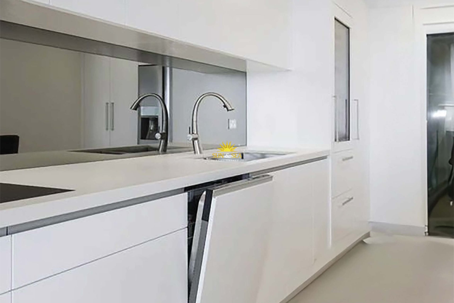 Neue Gebäude - Wohnung - Relleu