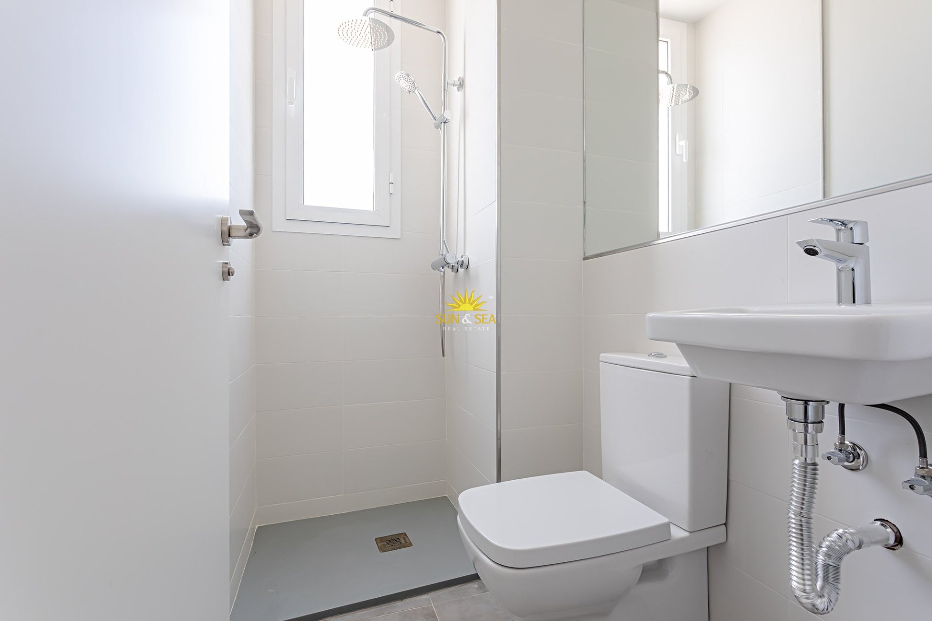 Neue Gebäude - Wohnung - Vera