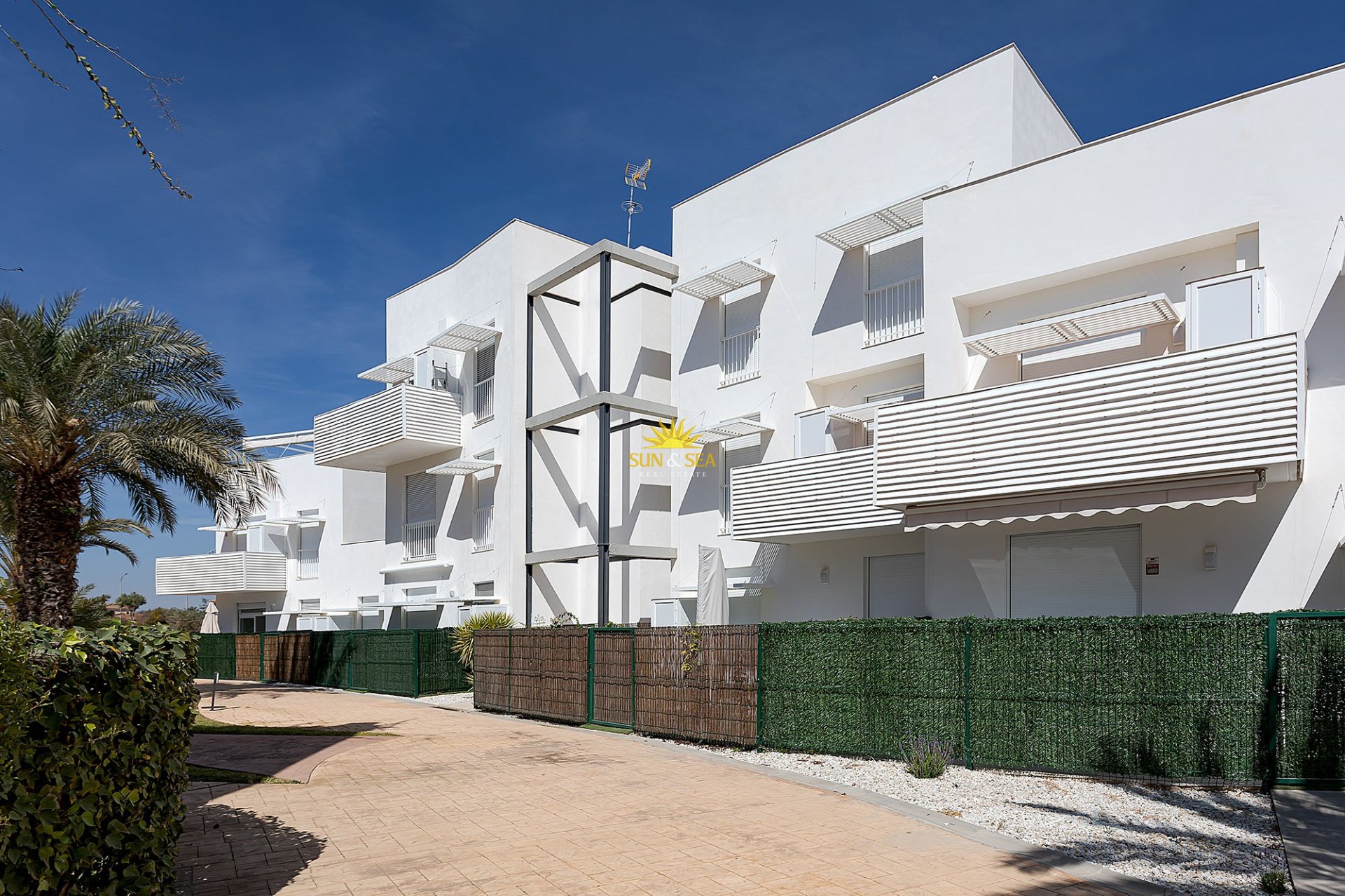 Neue Gebäude - Wohnung - Vera