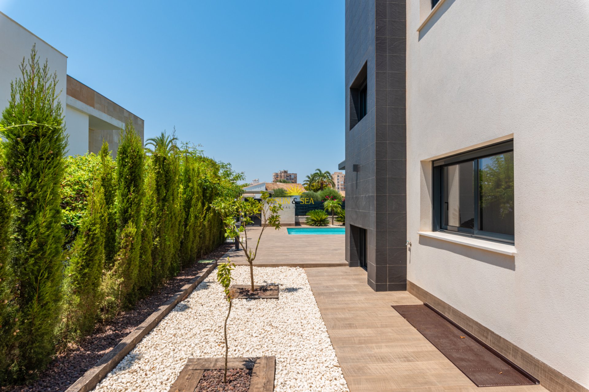 New Build - detached -  - Playa Paraiso