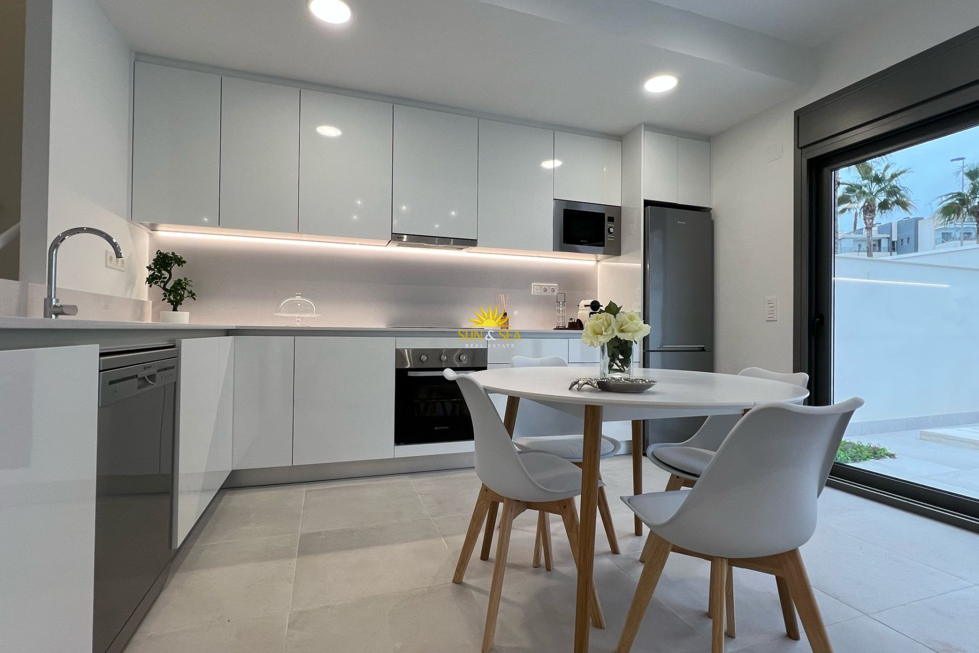 Новое здание - detached - Villamartin