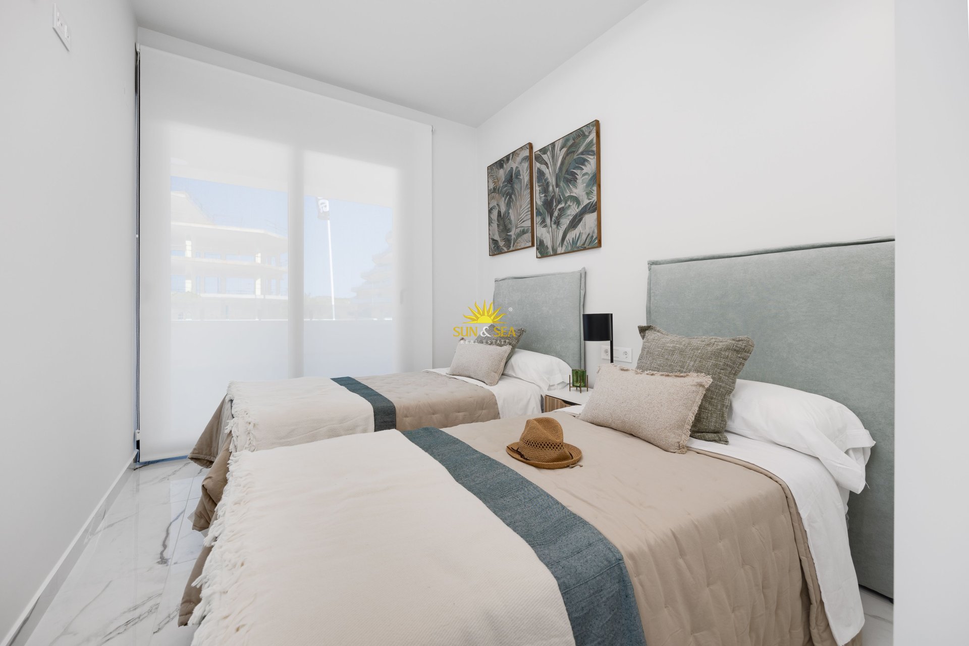 Новое здание - ground-floor - San Miguel de Salinas