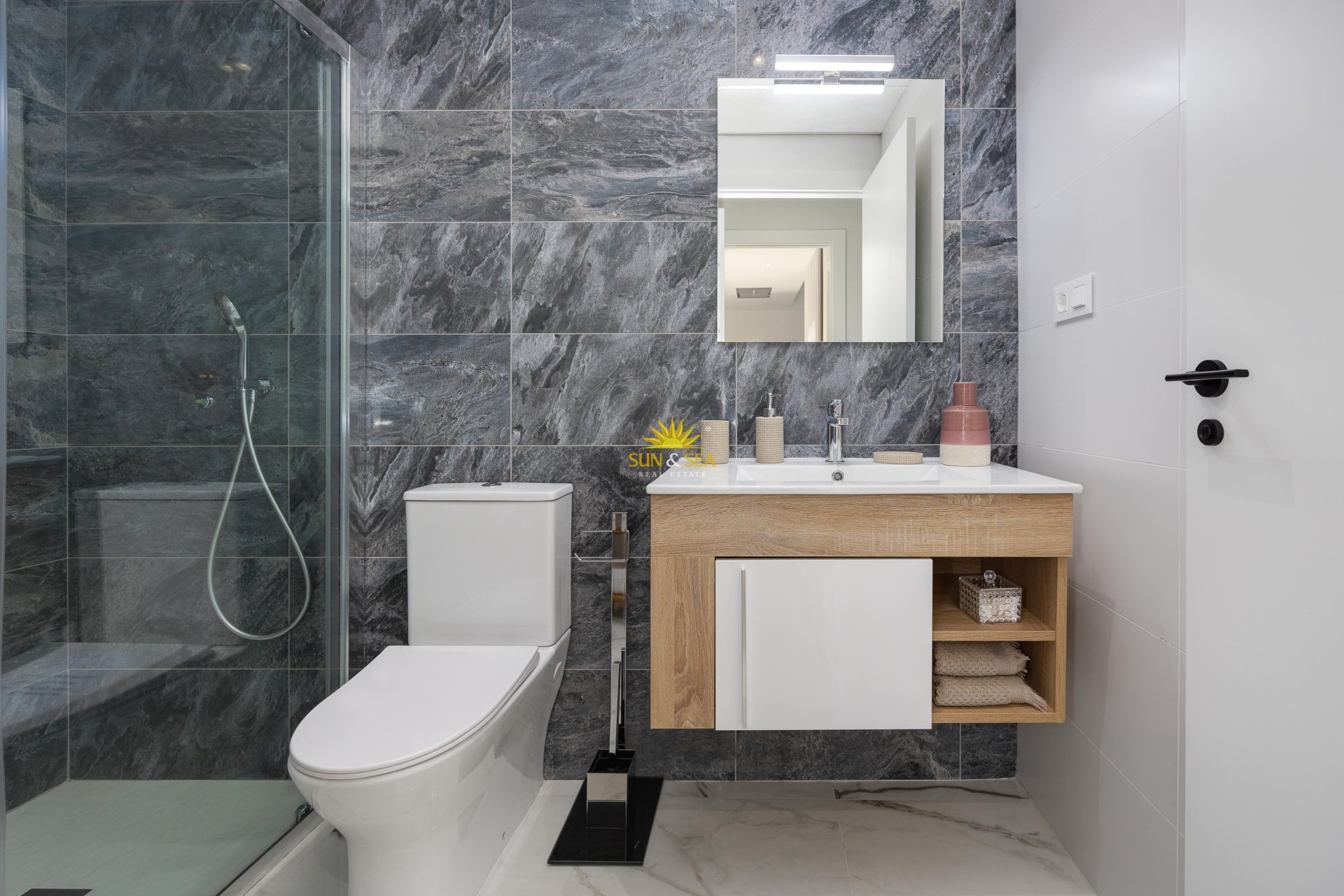 Новое здание - ground-floor - San Miguel de Salinas