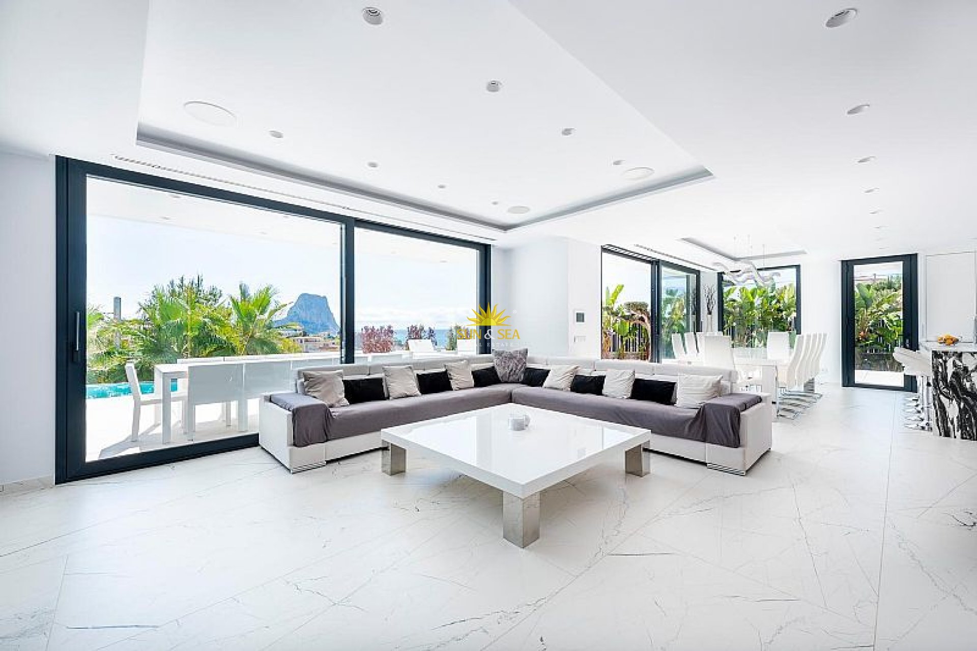 Новое здание - Villa - Calpe