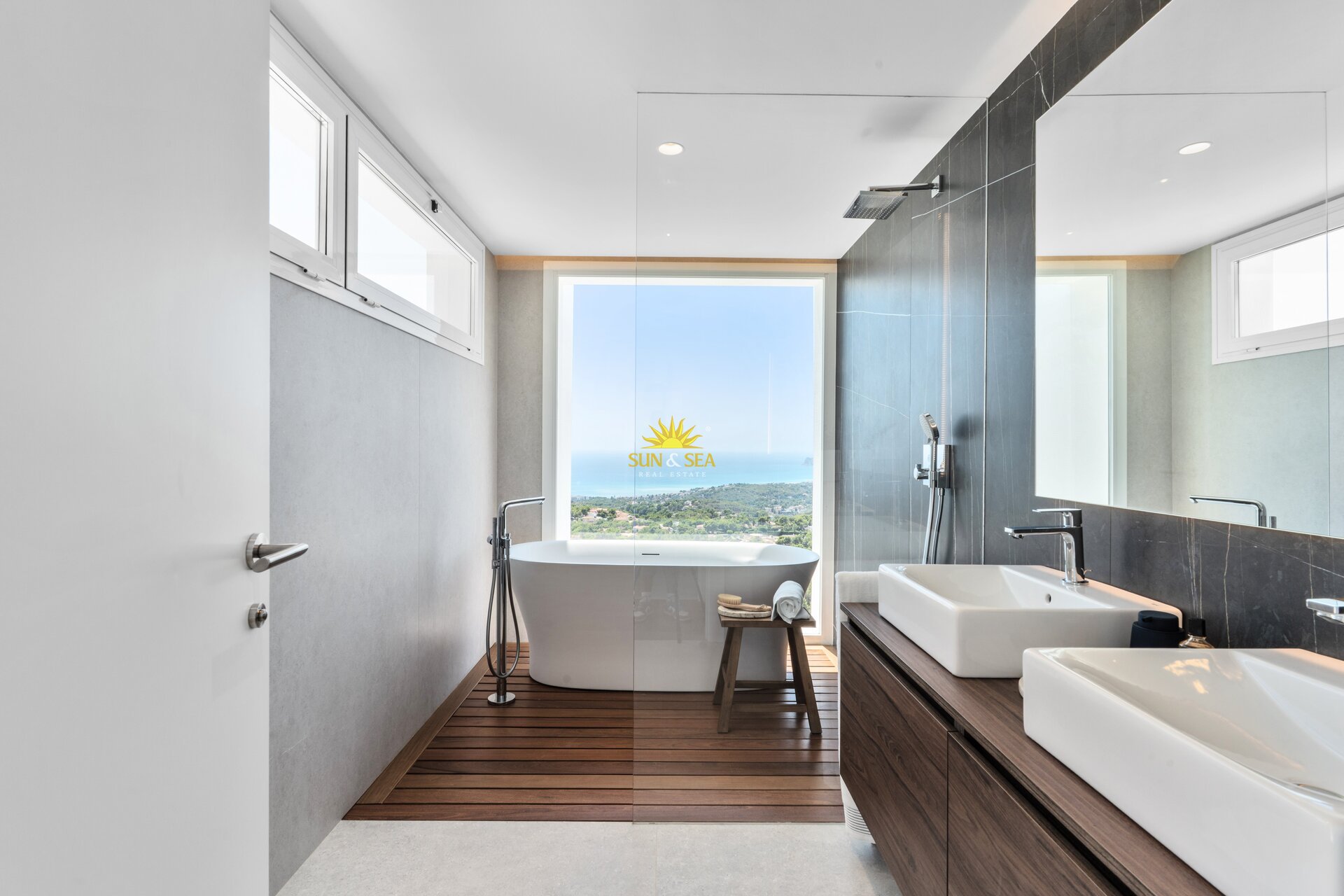 Obra nueva - Chalet - Altea