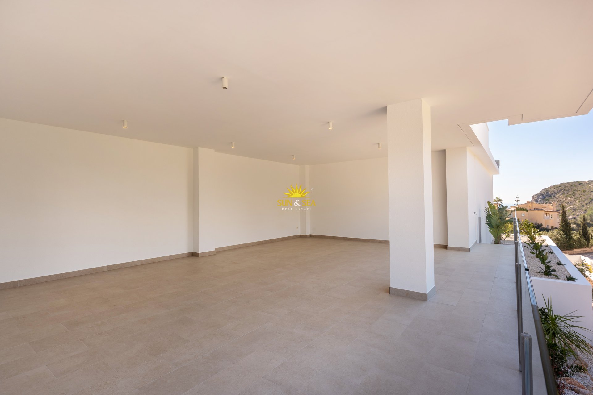 Obra nueva - Chalet - Cumbre del sol