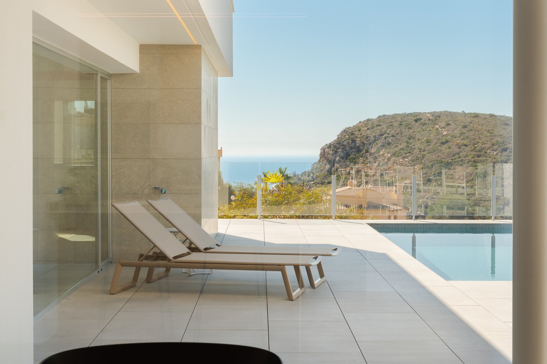 Obra nueva - Chalet - Cumbre del sol