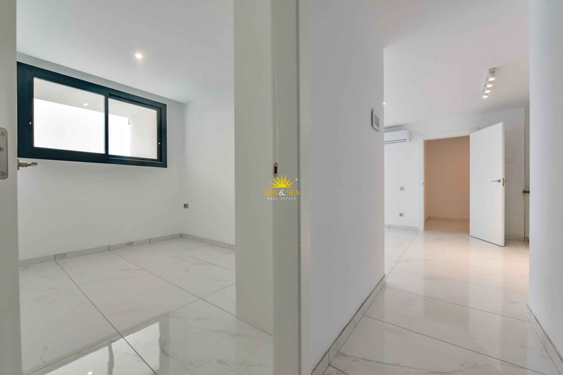 Obra nueva - Chalet - Finestrat