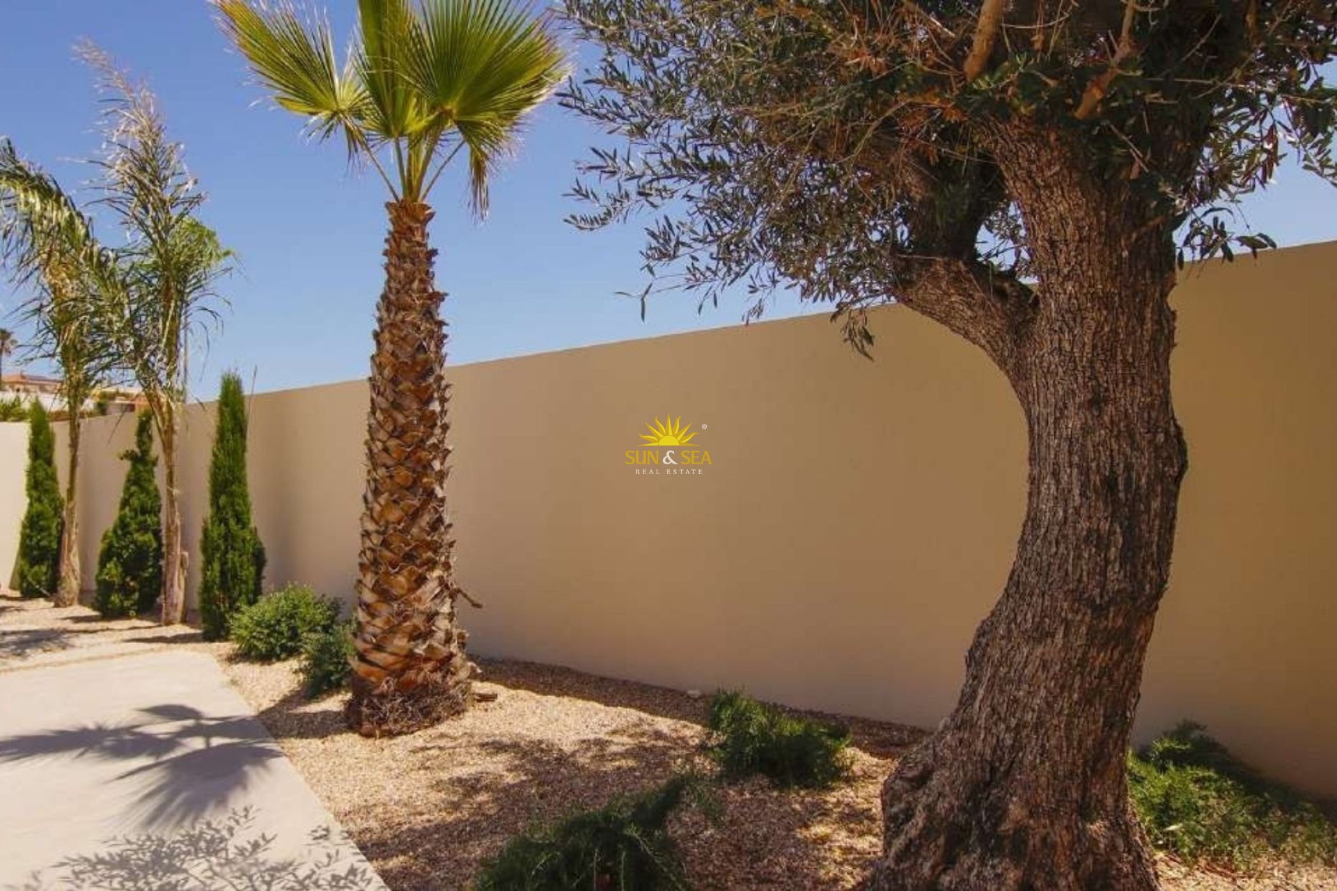 Obra nueva - Chalet - La marina - La Marina