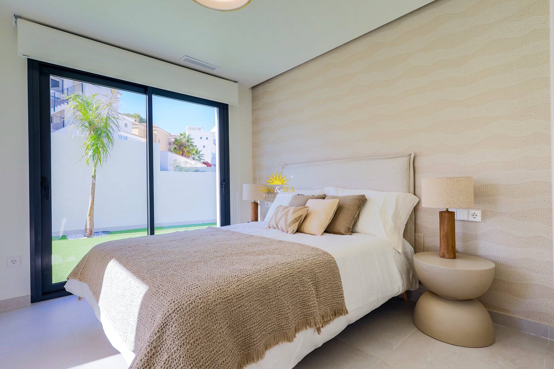 Obra nueva - Chalet - Orihuela Costa