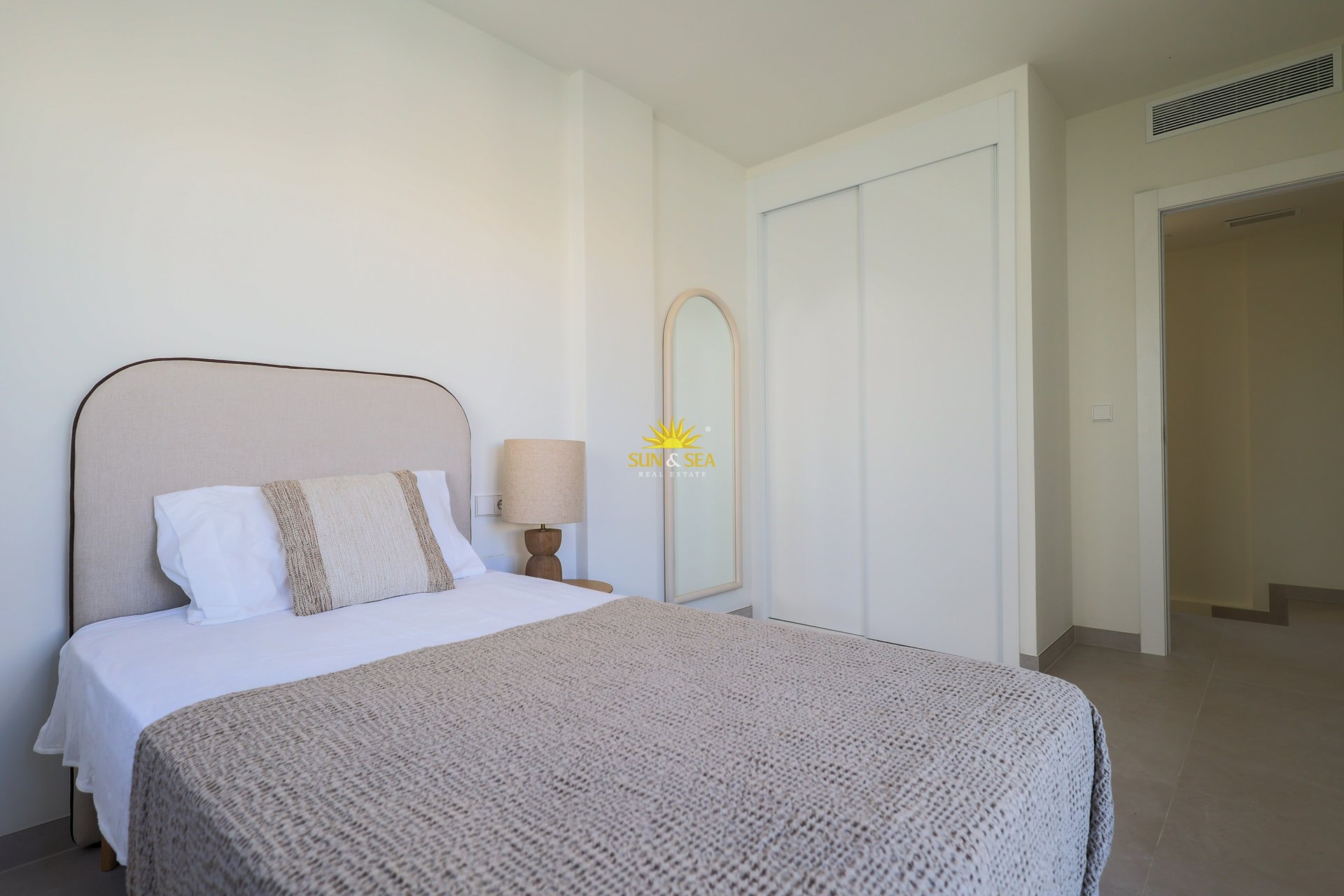 Obra nueva - Chalet - Orihuela Costa
