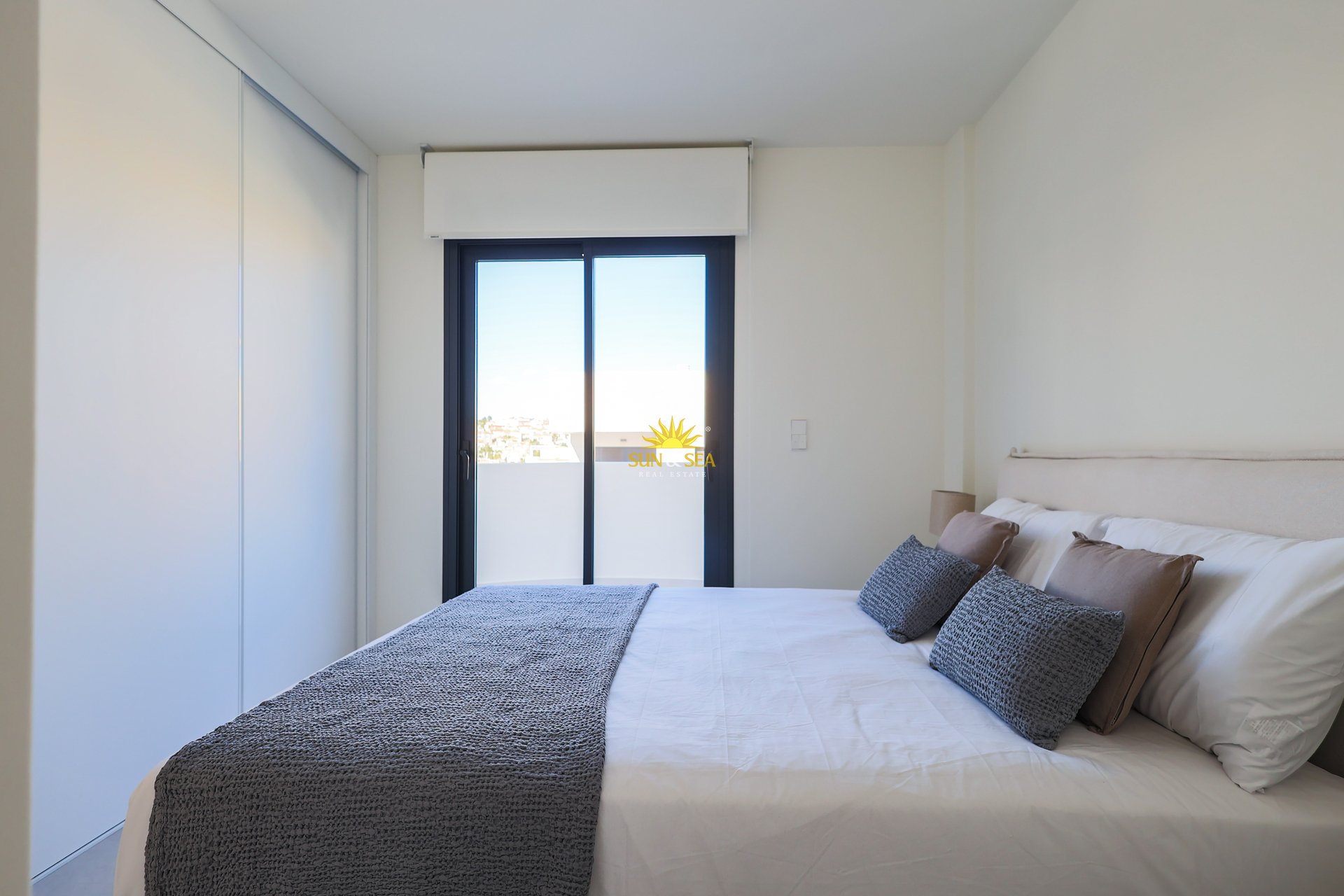 Obra nueva - Chalet - Orihuela Costa