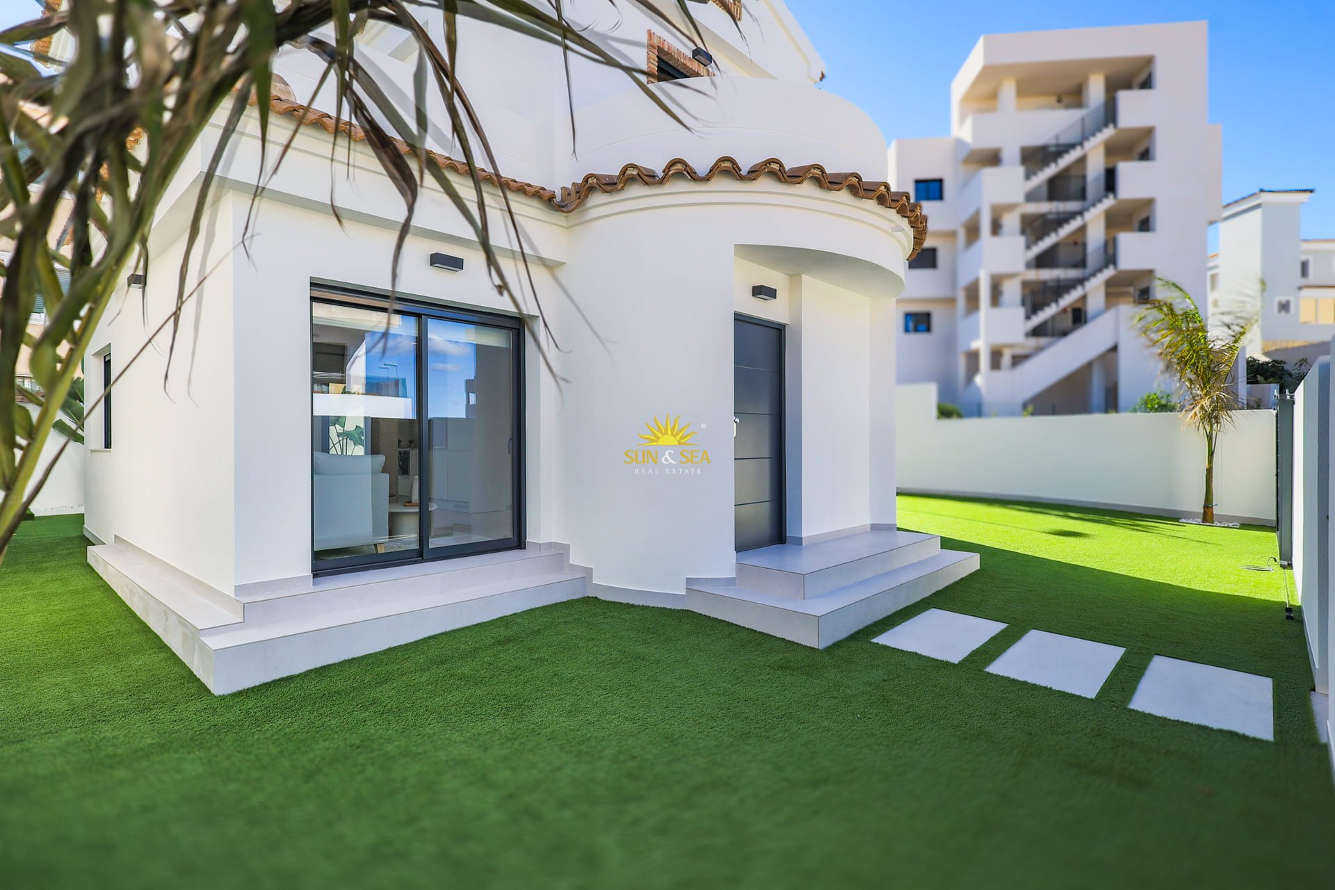 Obra nueva - Chalet - Orihuela Costa